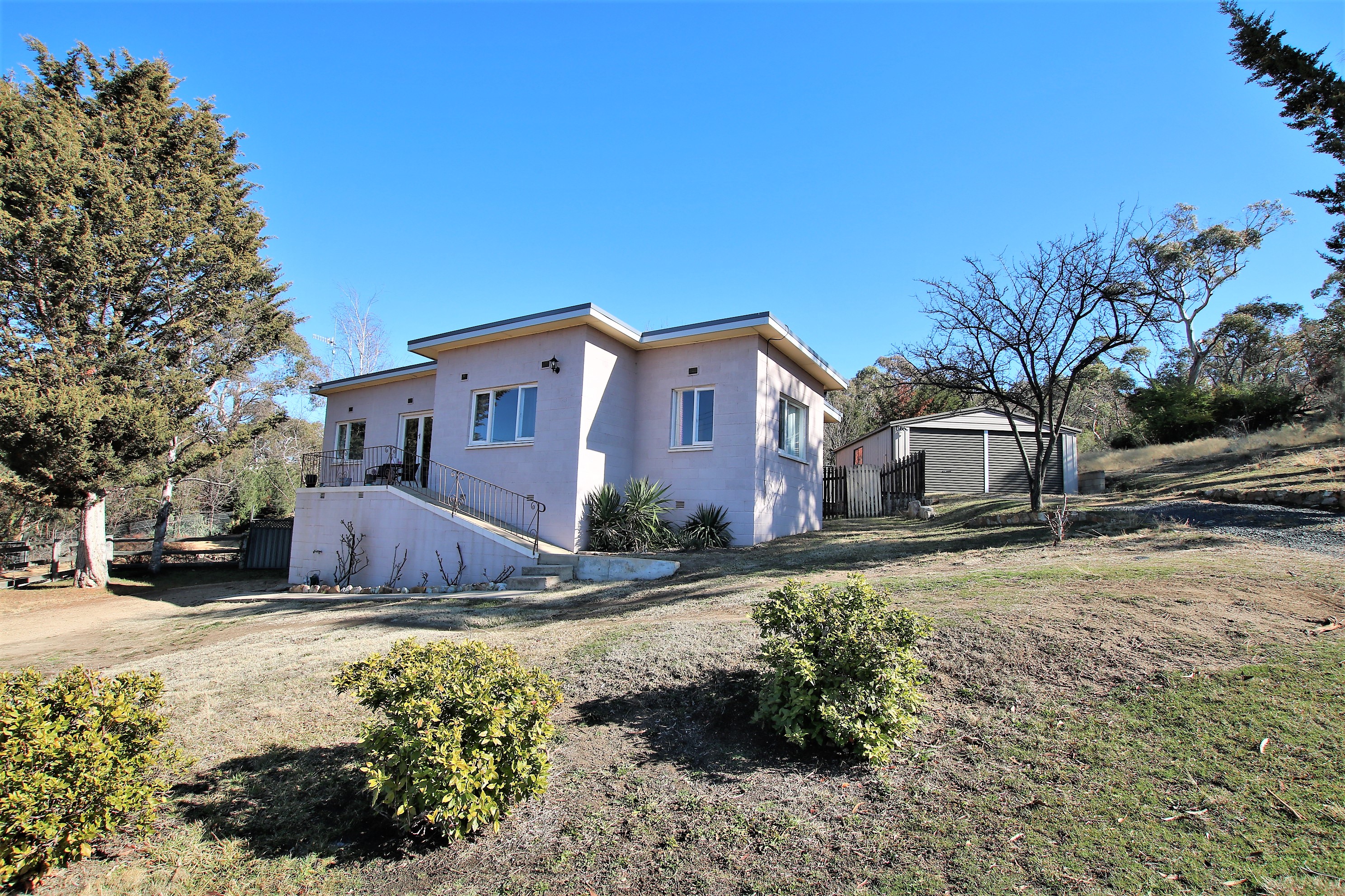 31 HILL STREET, COOMA, 2630