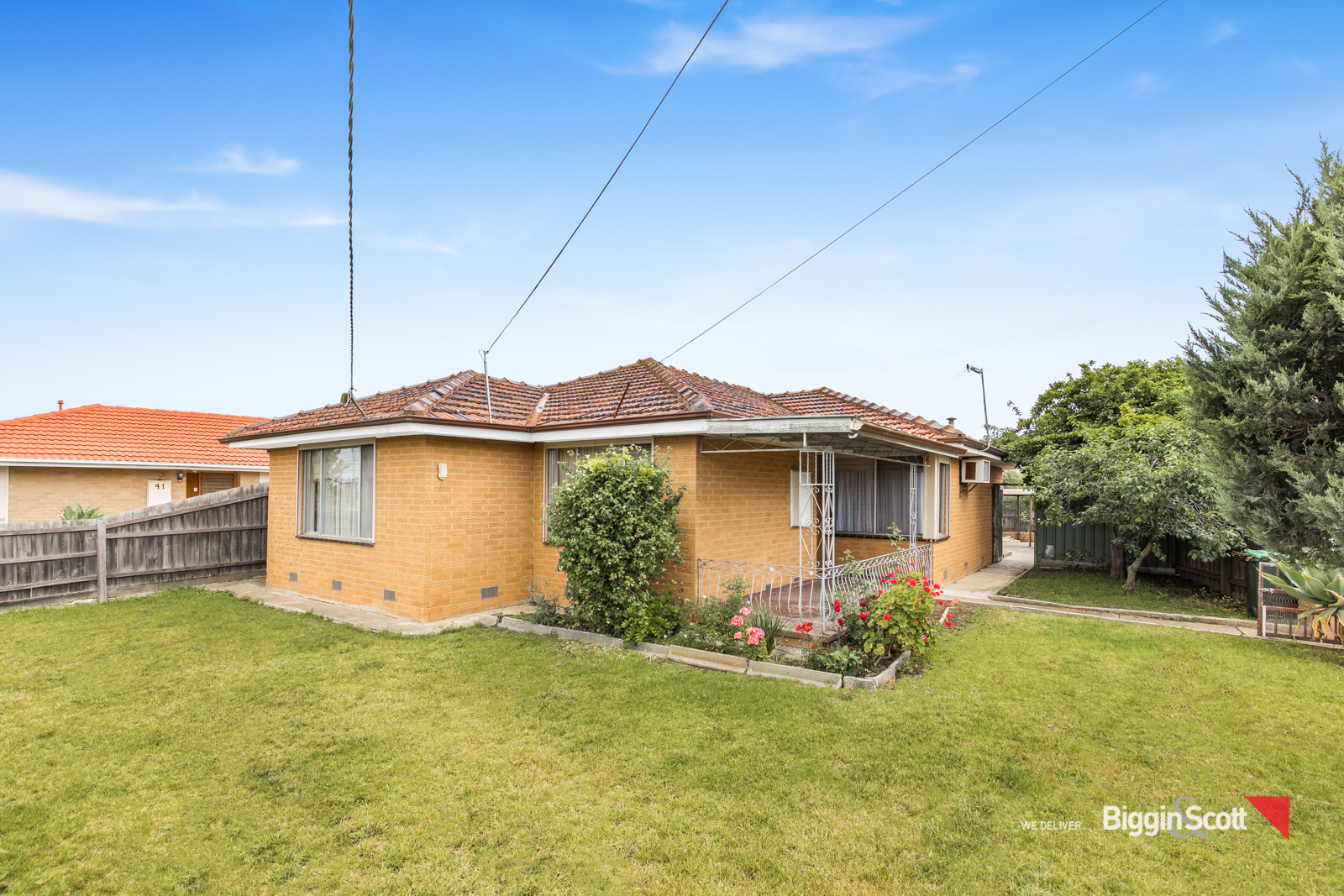 43 BRANSTON ROAD, ST ALBANS, 3021