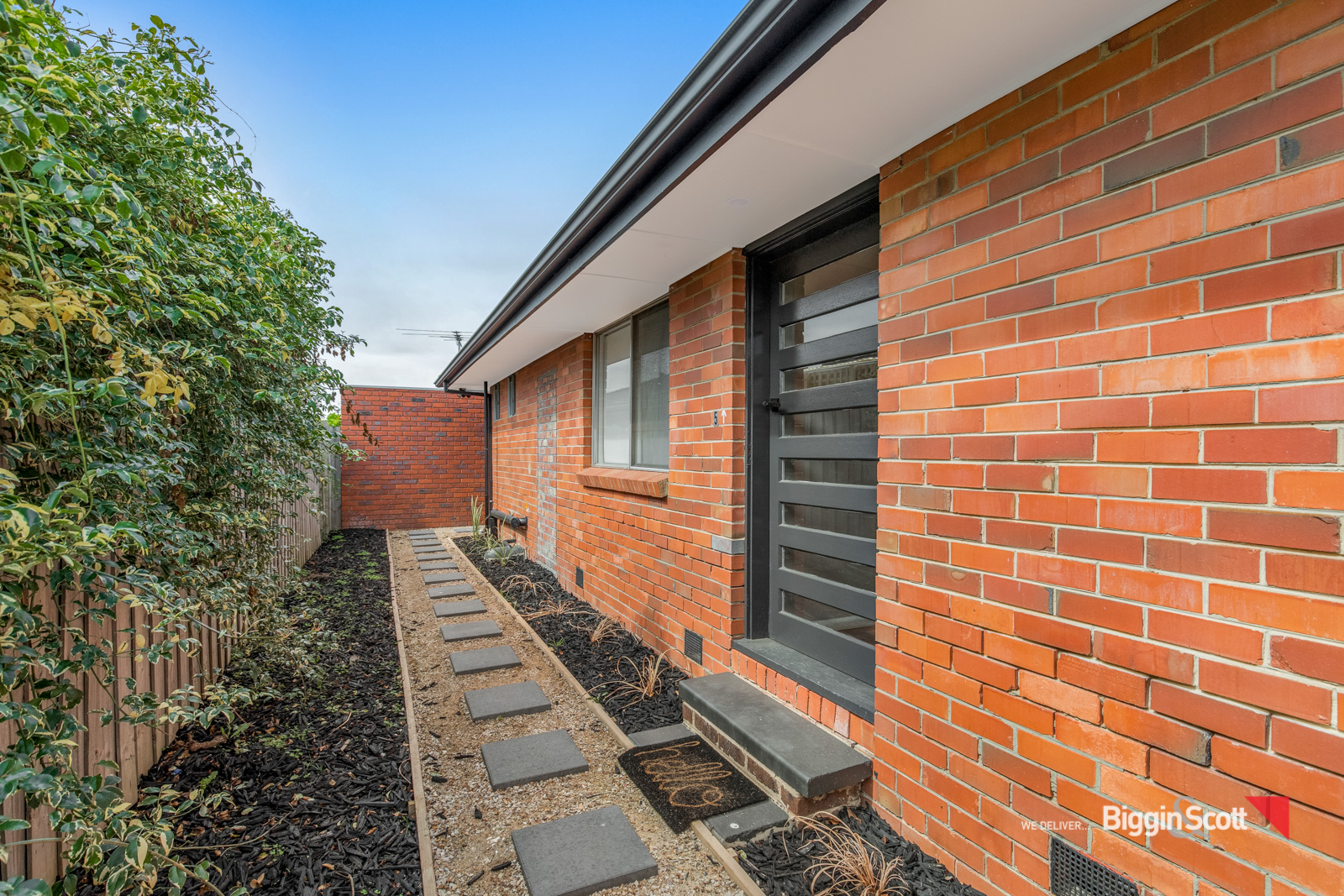 5/24 CONRAD STREET, ST ALBANS, 3021