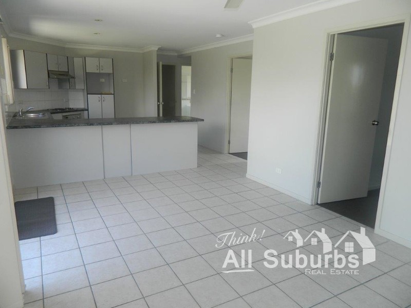 1 LAKE BORUMBA, LOGAN RESERVE, 4133