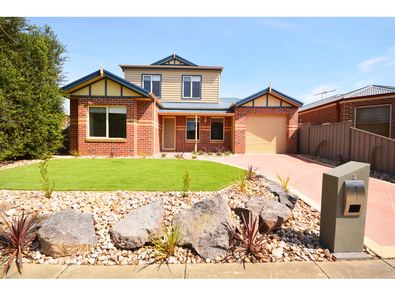 3 HEPBURN STREET, TARNEIT, 3029
