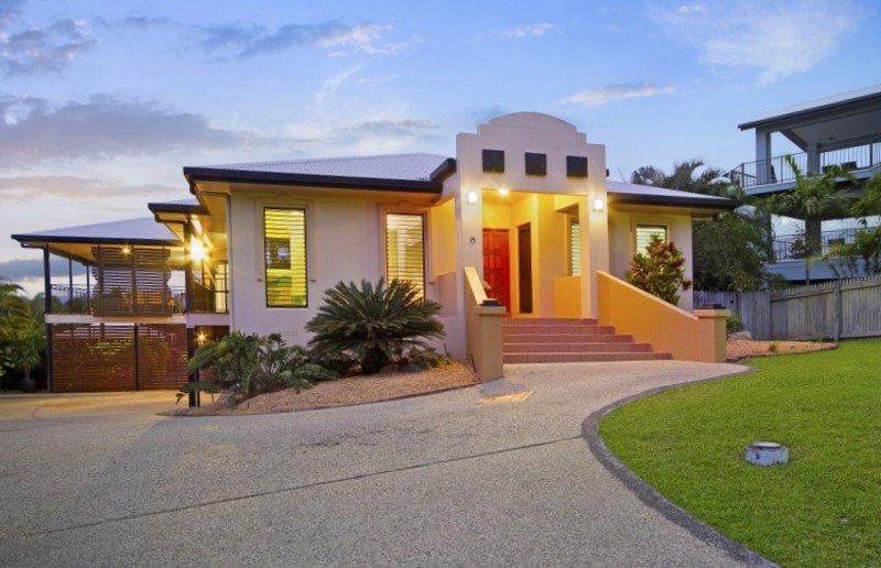 18 HIGH VISTA DRIVE, MOUNT LOUISA, 4814