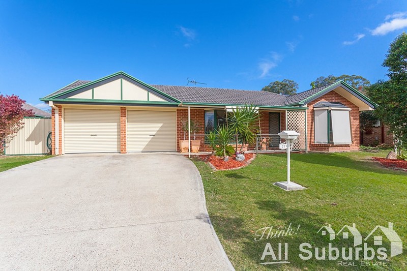 27 LAKEVIEW DRIVE, LOGAN RESERVE, 4133