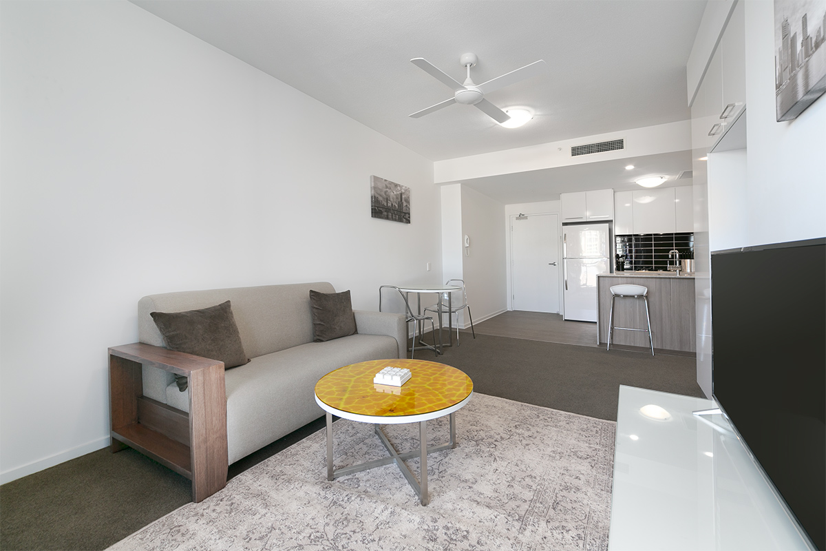 4/13 RAILWAY TERRACE, MILTON, 4064