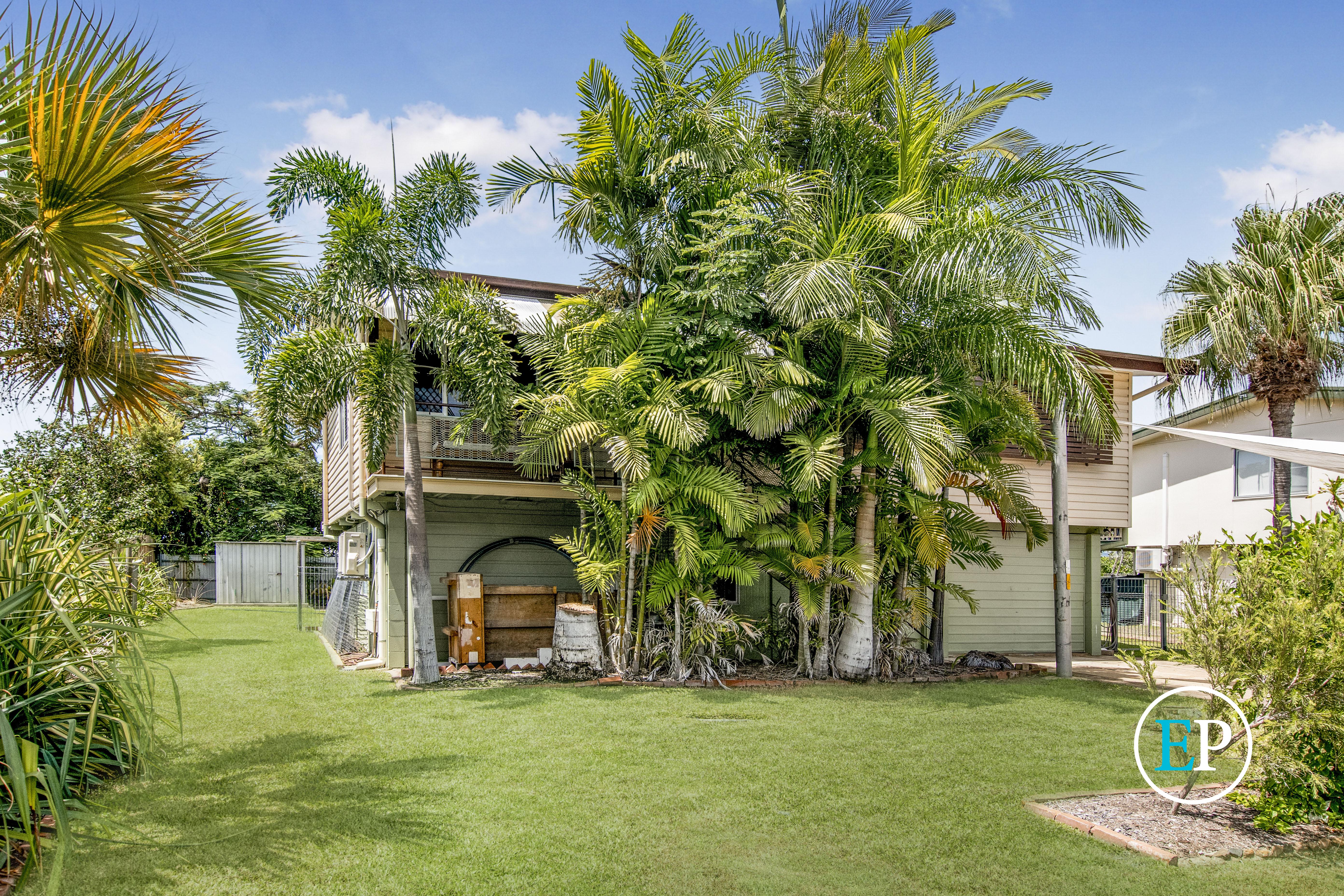 34 DAVIES STREET, MOUNT LOUISA, 4814