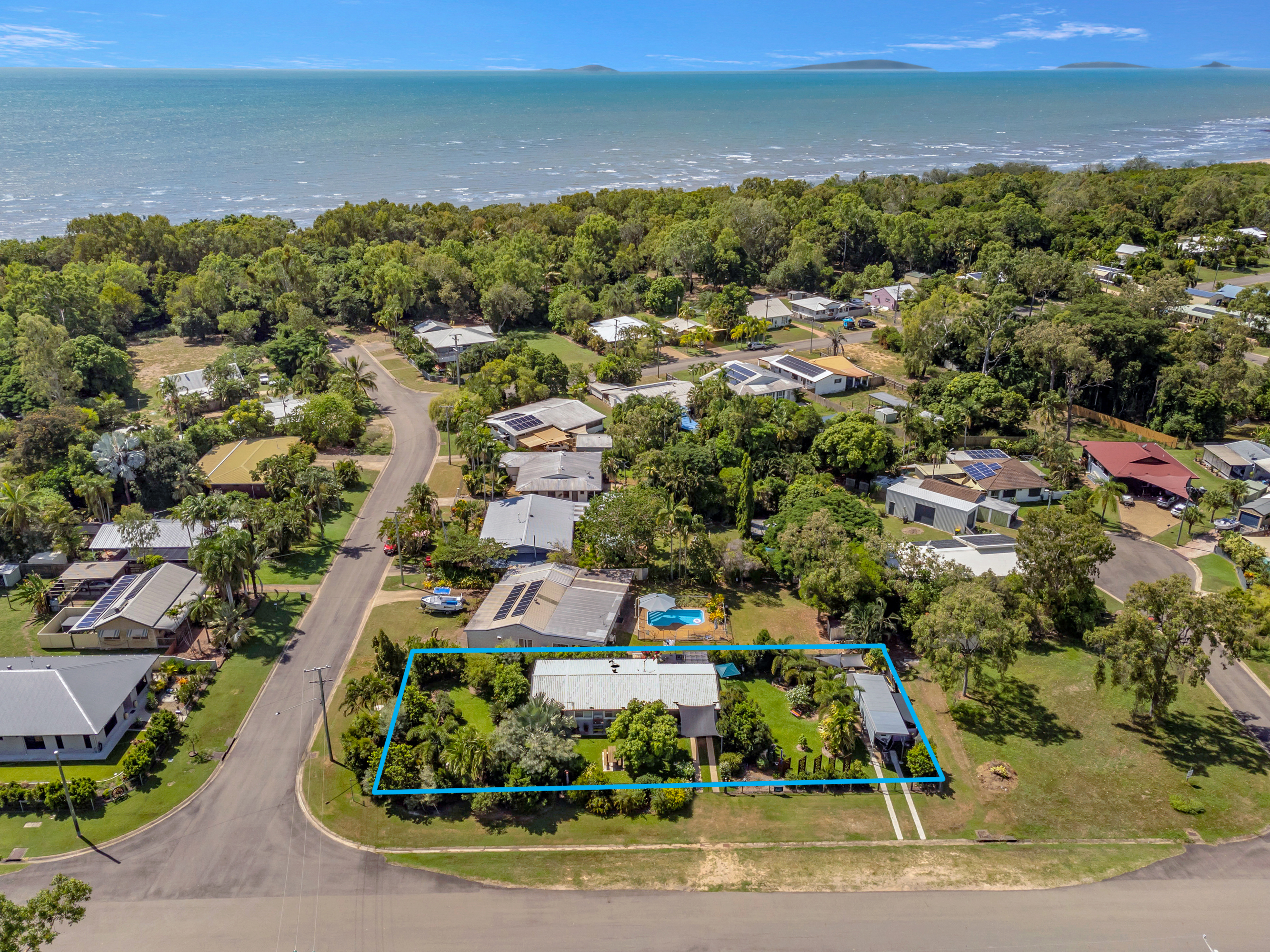 2 JUSTIN STREET, BALGAL BEACH, 4816