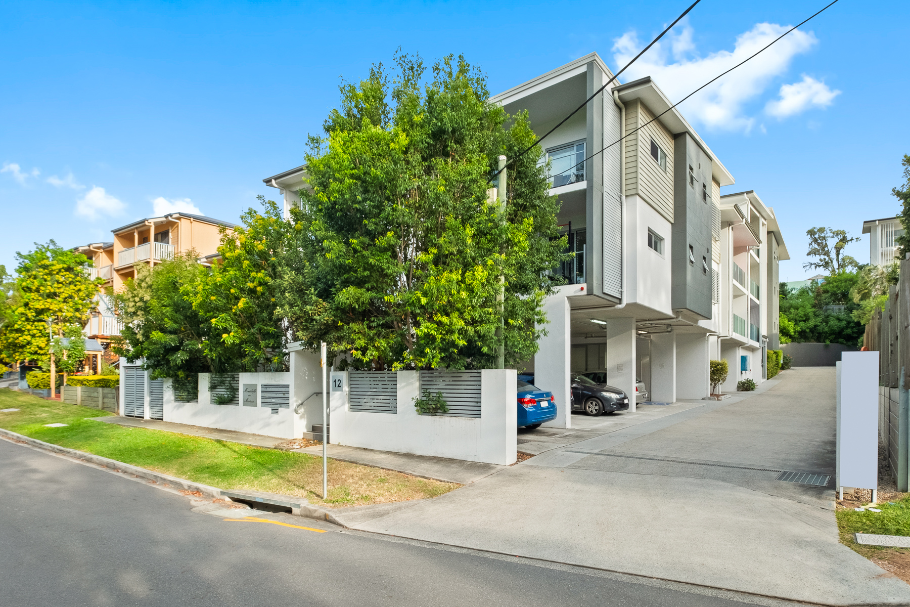 3/12 MONTROSE ROAD, TARINGA, 4068