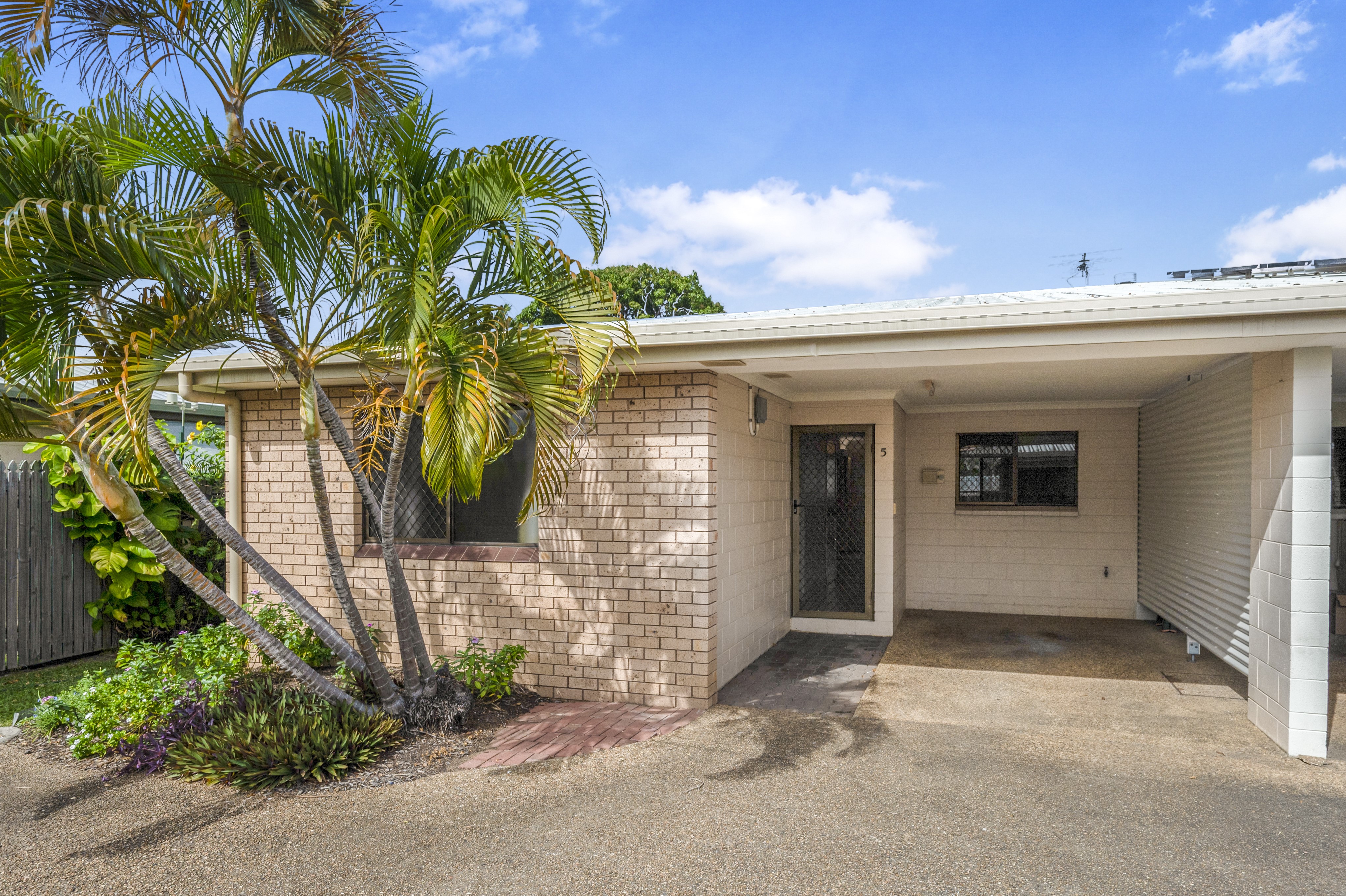 5/28 GLADSTONE STREET, PIMLICO, 4812