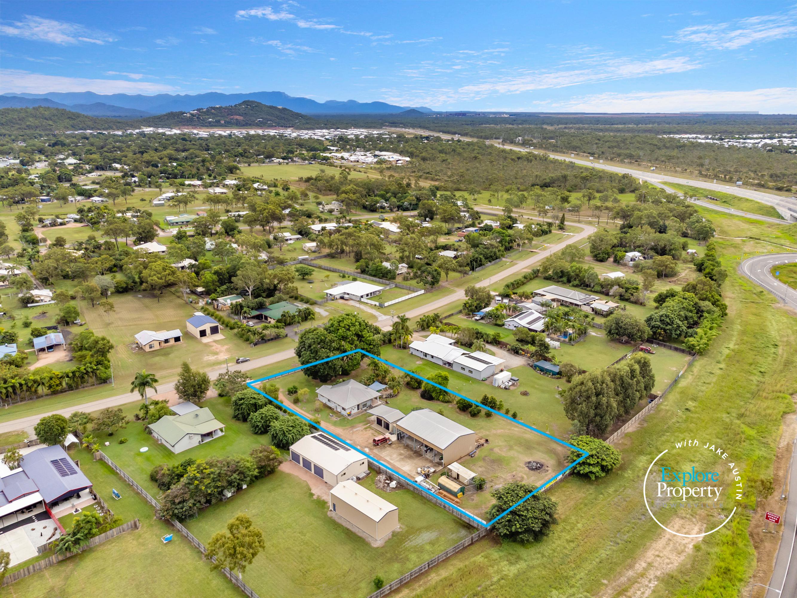10 AIDAN STREET, DEERAGUN, 4818