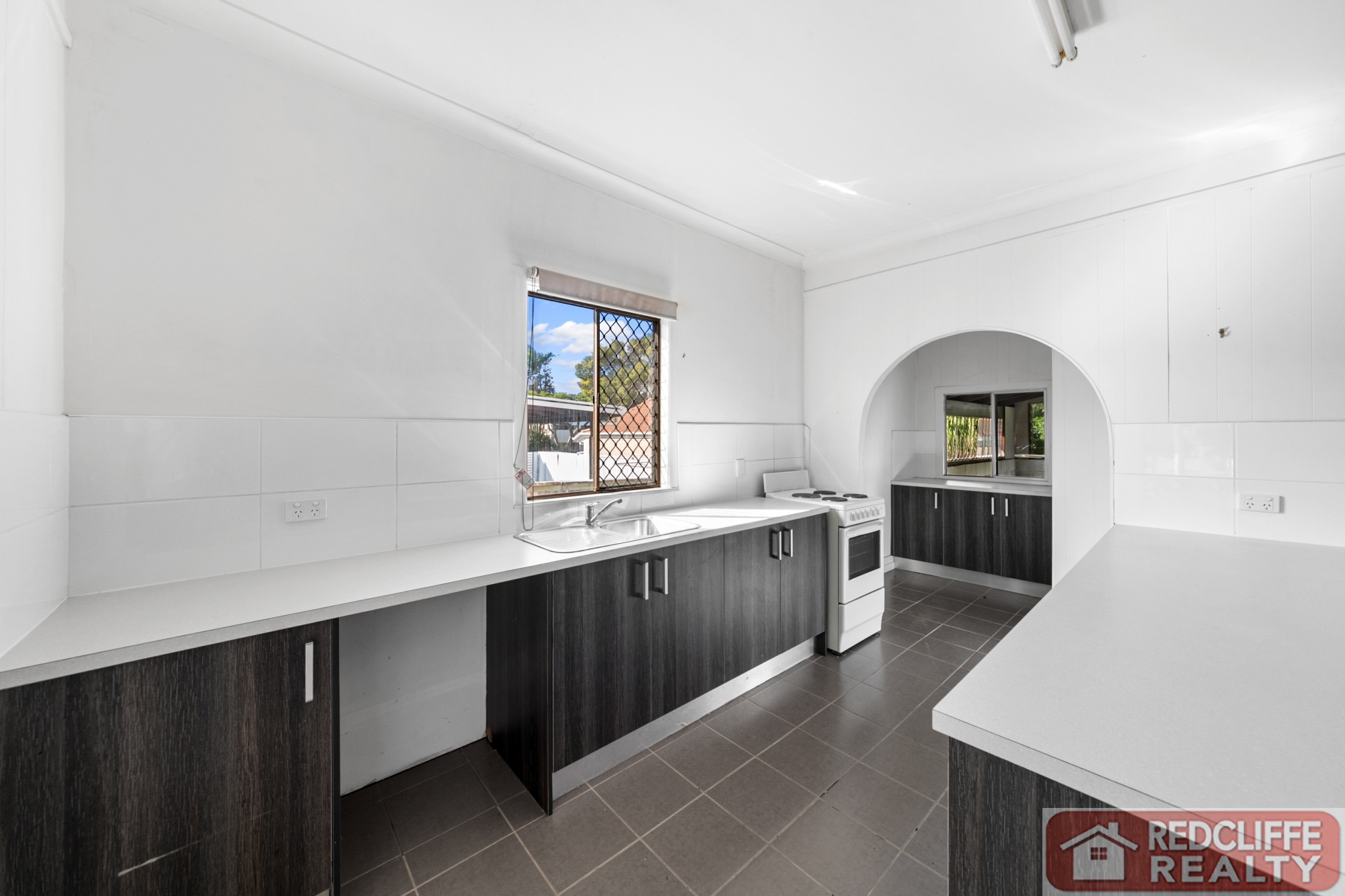 84 LAURA STREET, CLONTARF, 4019