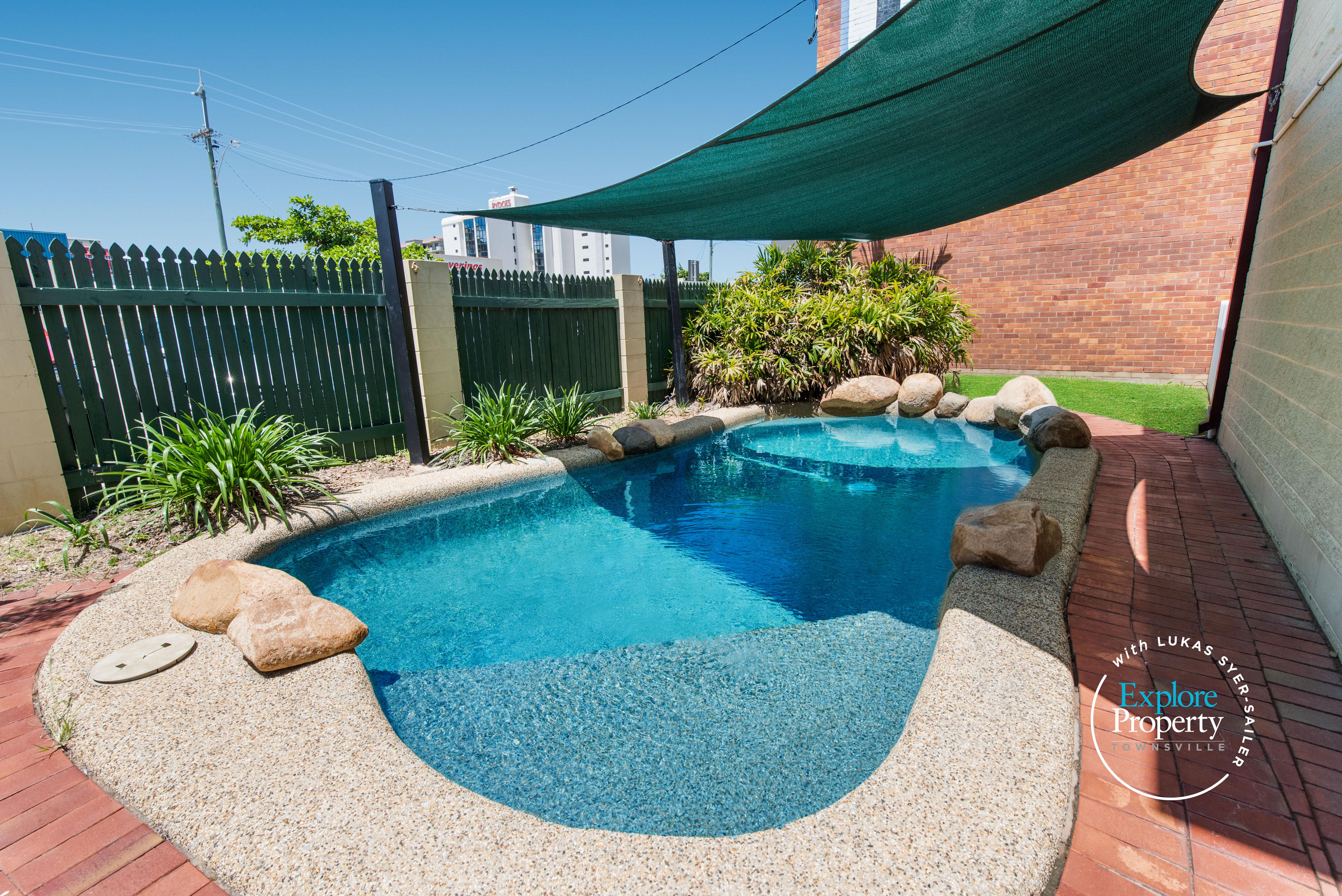 9/7-13 MCILWRAITH STREET, SOUTH TOWNSVILLE, 4810