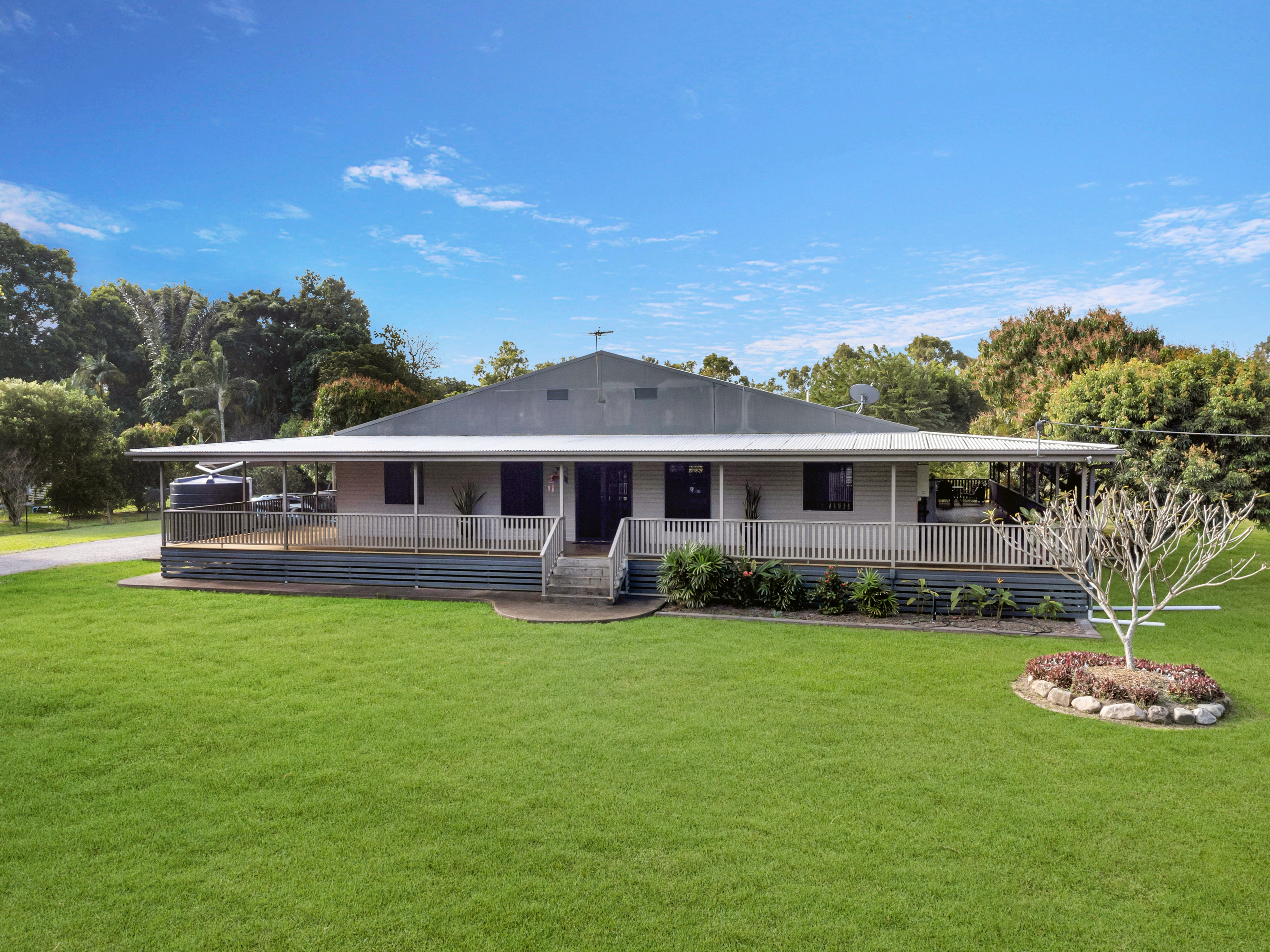 47 MYSTIC AVENUE, BALGAL BEACH, 4816