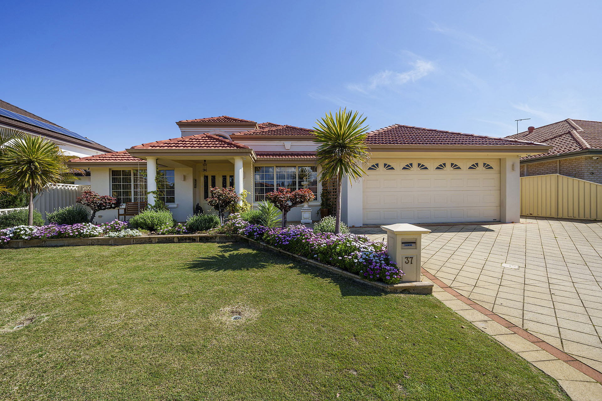37 LOMANDRA DRIVE, CANNING VALE, 6155 37 LOMANDRA DRIVE, CANNING VALE, 6155