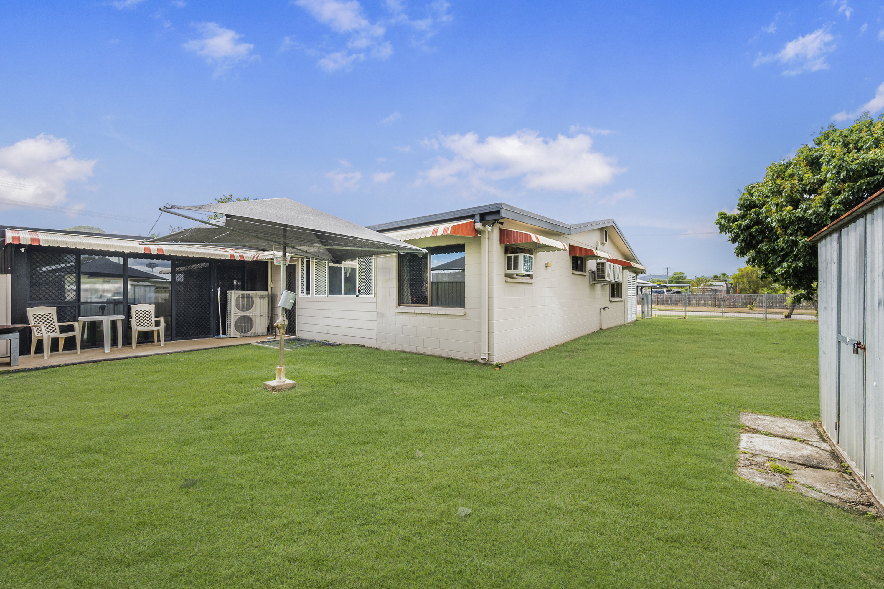 9 SAINT LUCIA DRIVE, RASMUSSEN, 4815