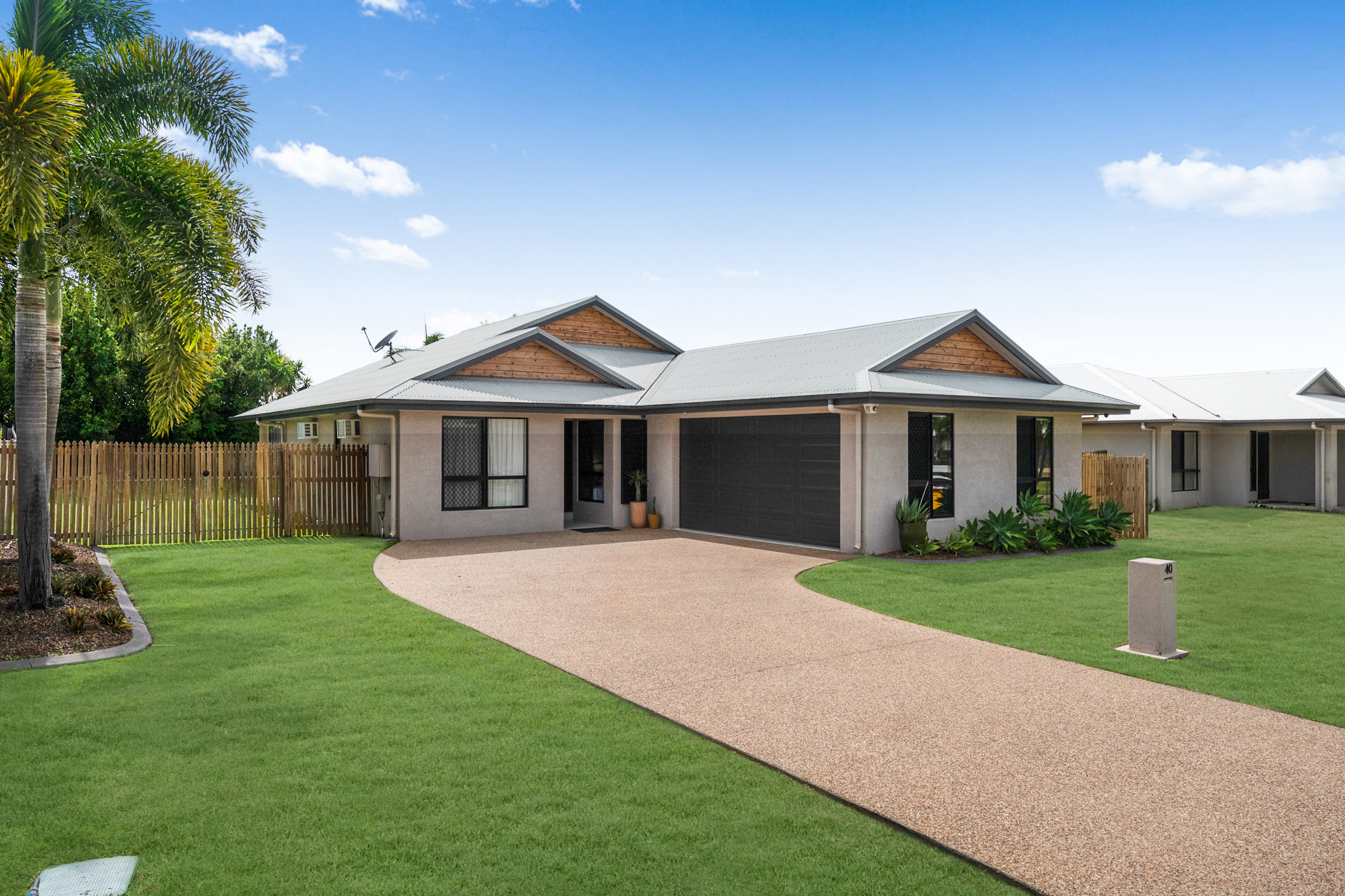 40 ELLSWORTH DRIVE, MOUNT LOUISA, 4814