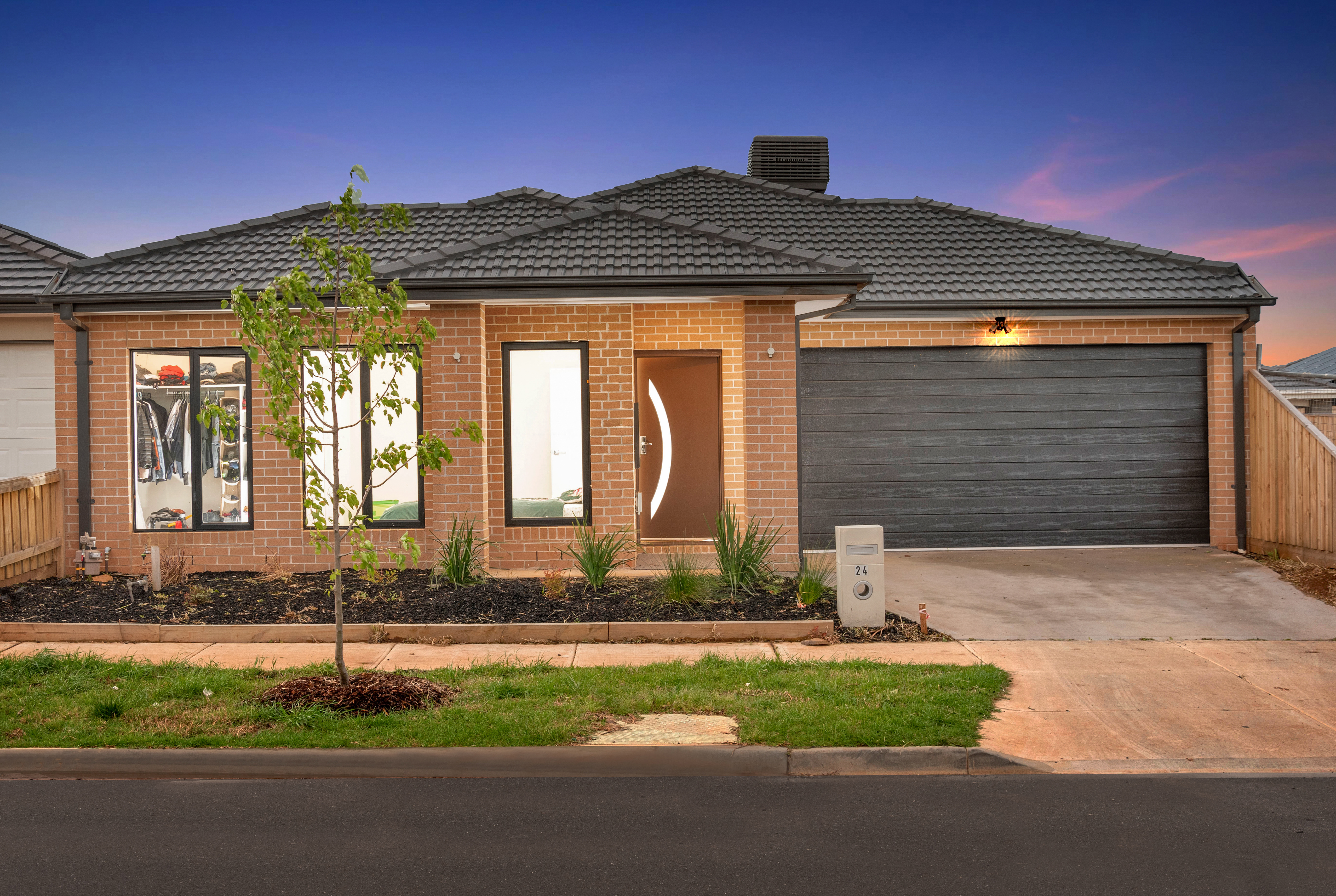 24 RESTFUL WAY, ROCKBANK, 3335