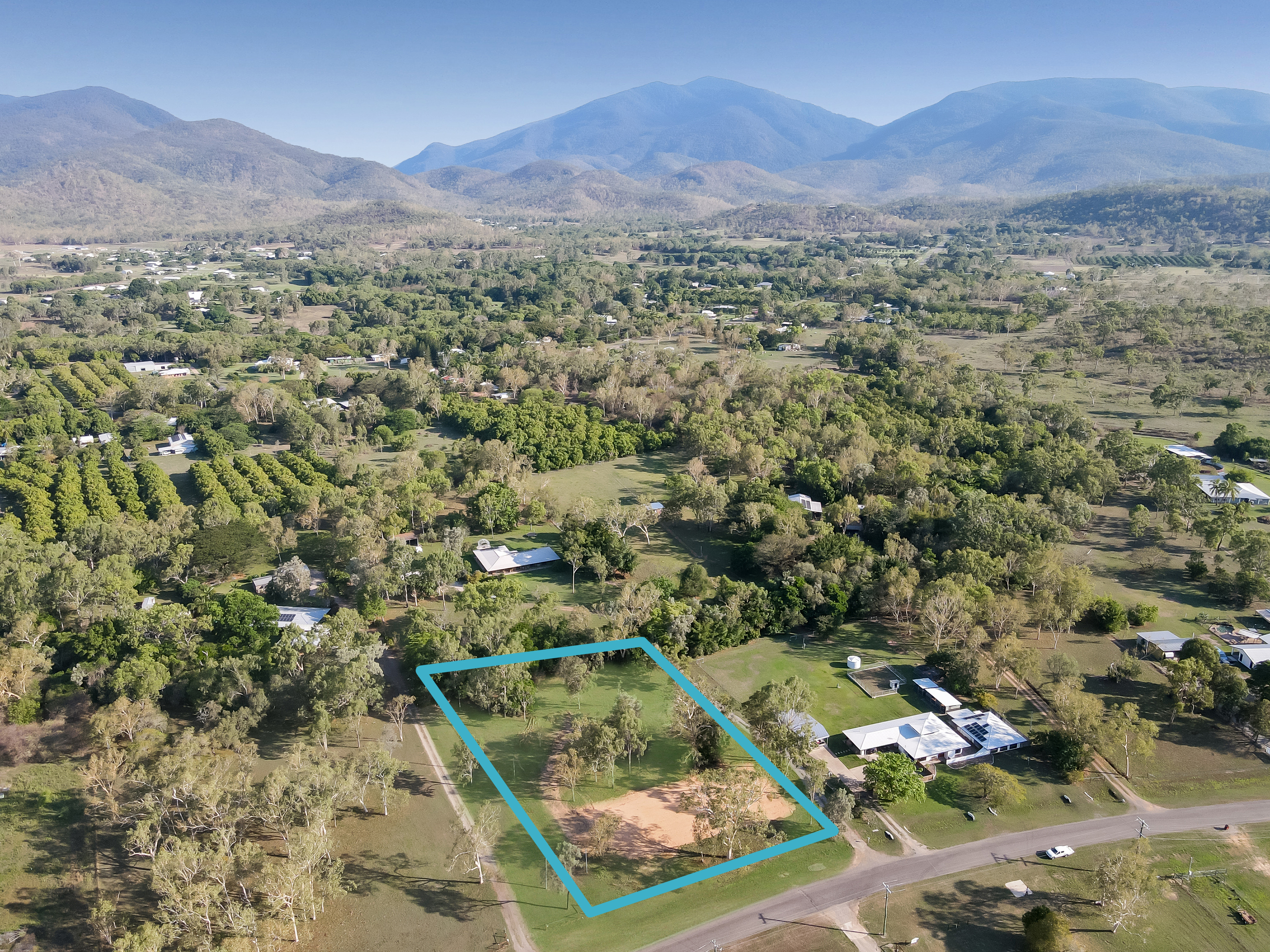 13A DUGGAN DRIVE, ALLIGATOR CREEK, 4816