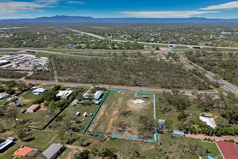 3 BATTEN ROAD, MOUNT LOW, 4818
