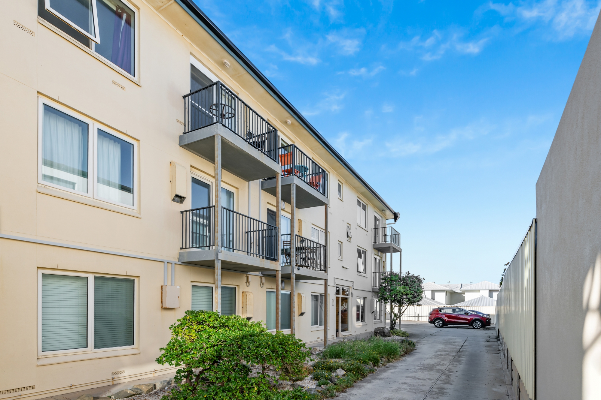 11/52 NORTH ESPLANADE, GLENELG NORTH, 5045