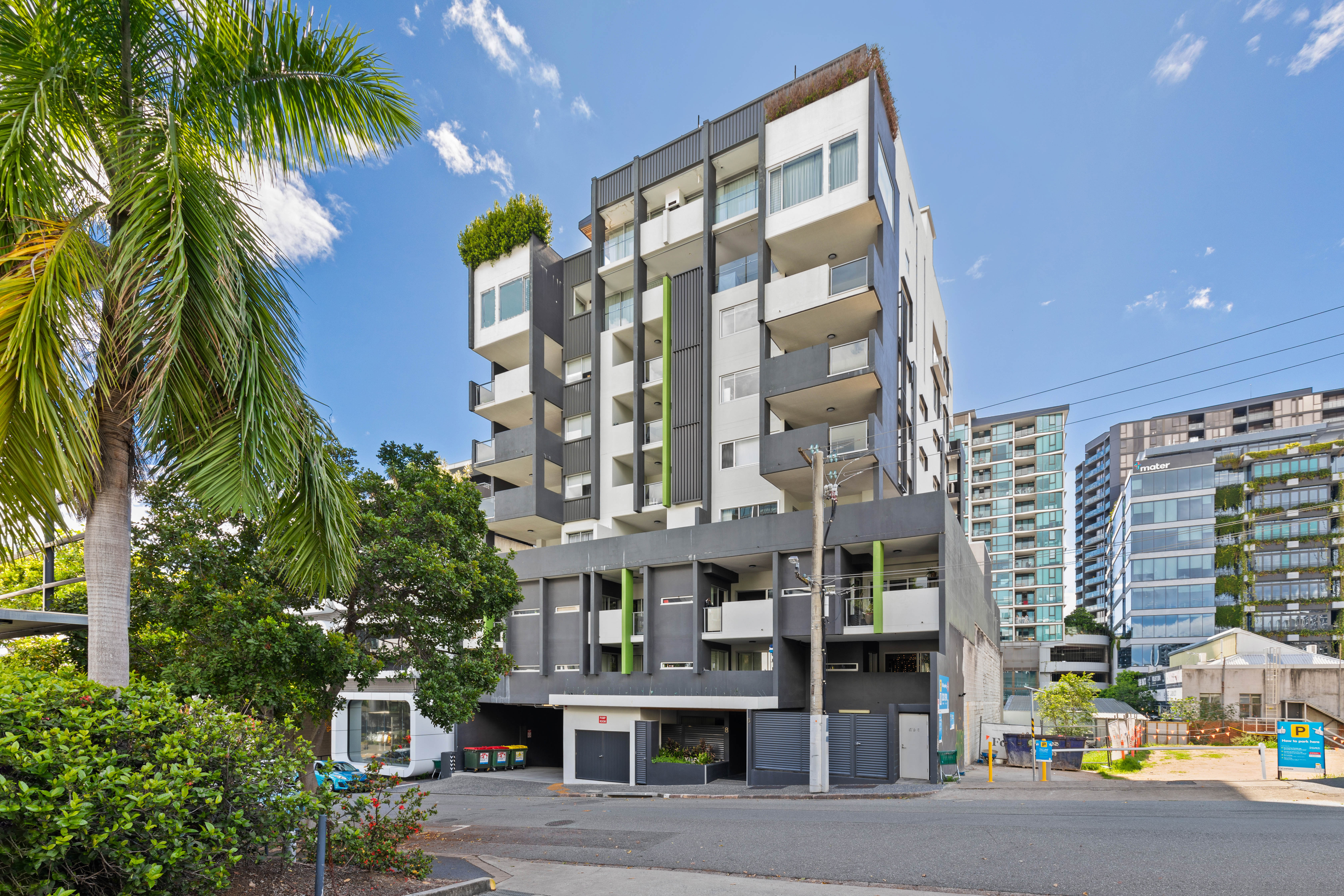 004/8 KYABRA STREET, NEWSTEAD, 4006