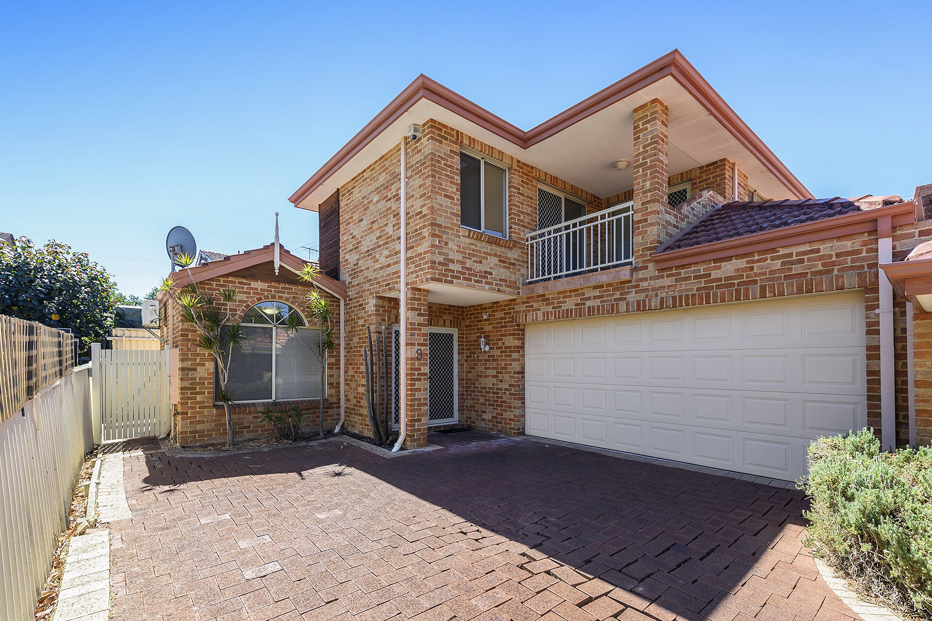 3/36 HENLEY STREET, COMO, 6152