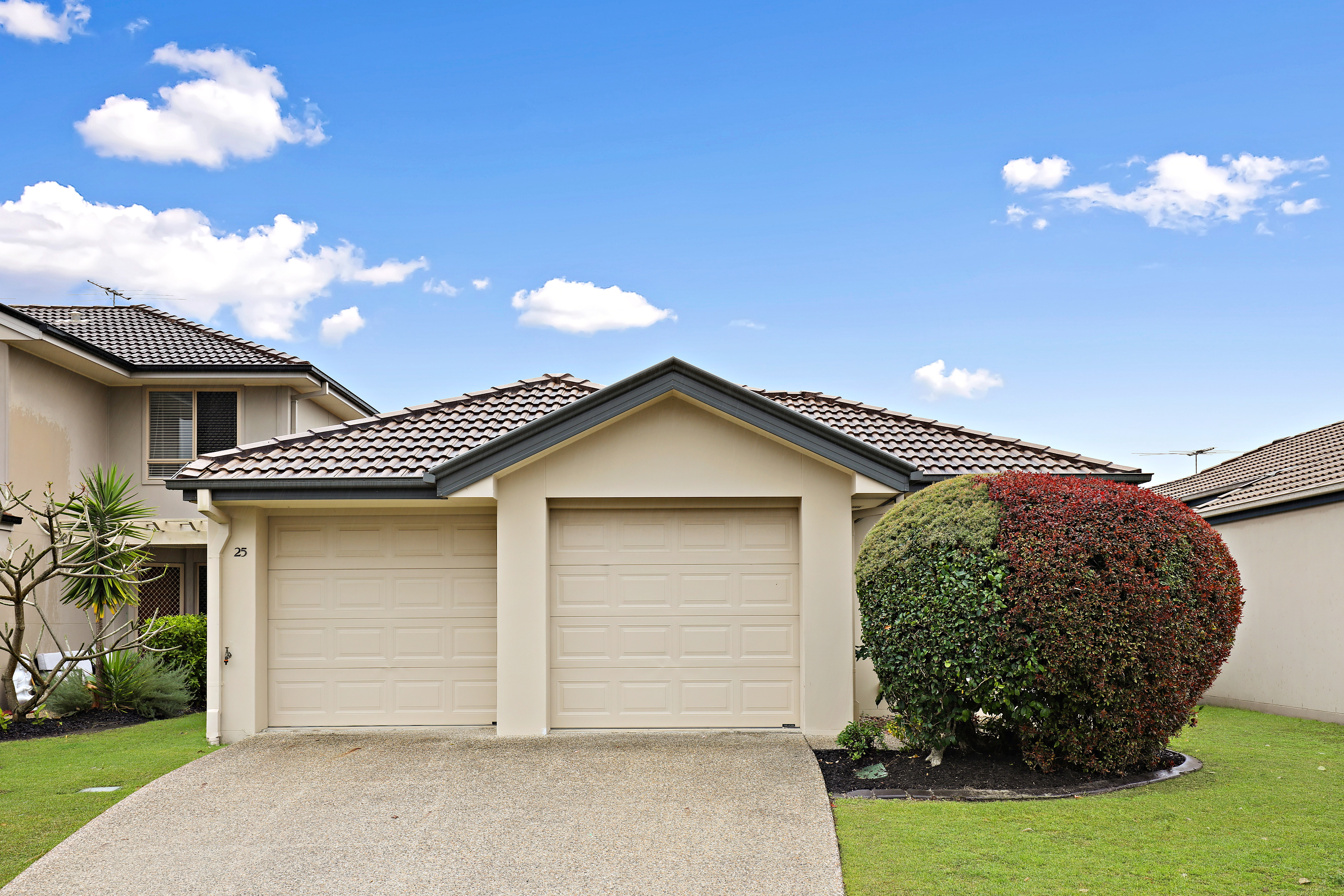 25/15 COLLEGE STREET, NORTH LAKES, 4509