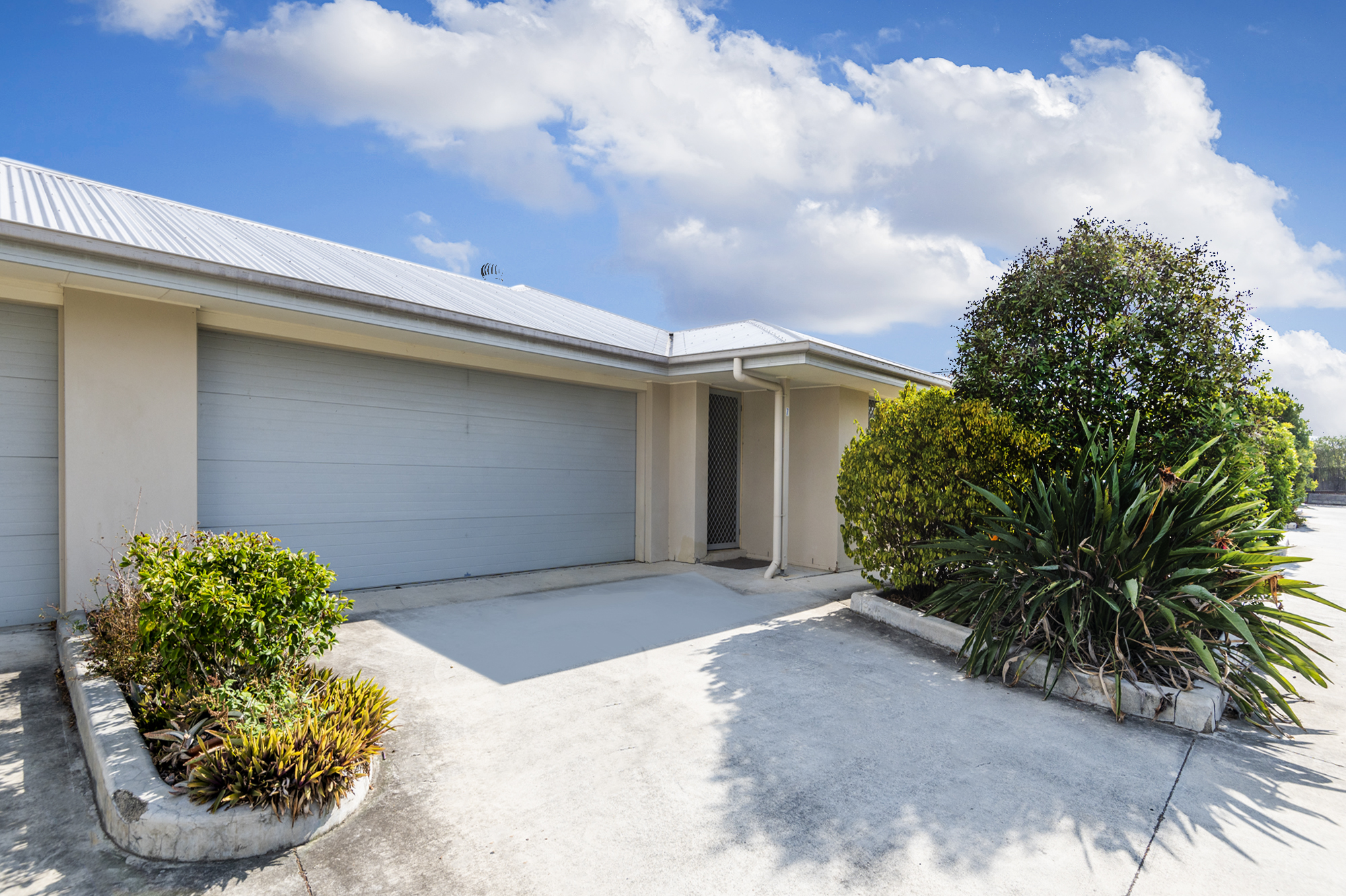 7/18 - 22 MAYWOOD STREET, LOGANLEA, 4131