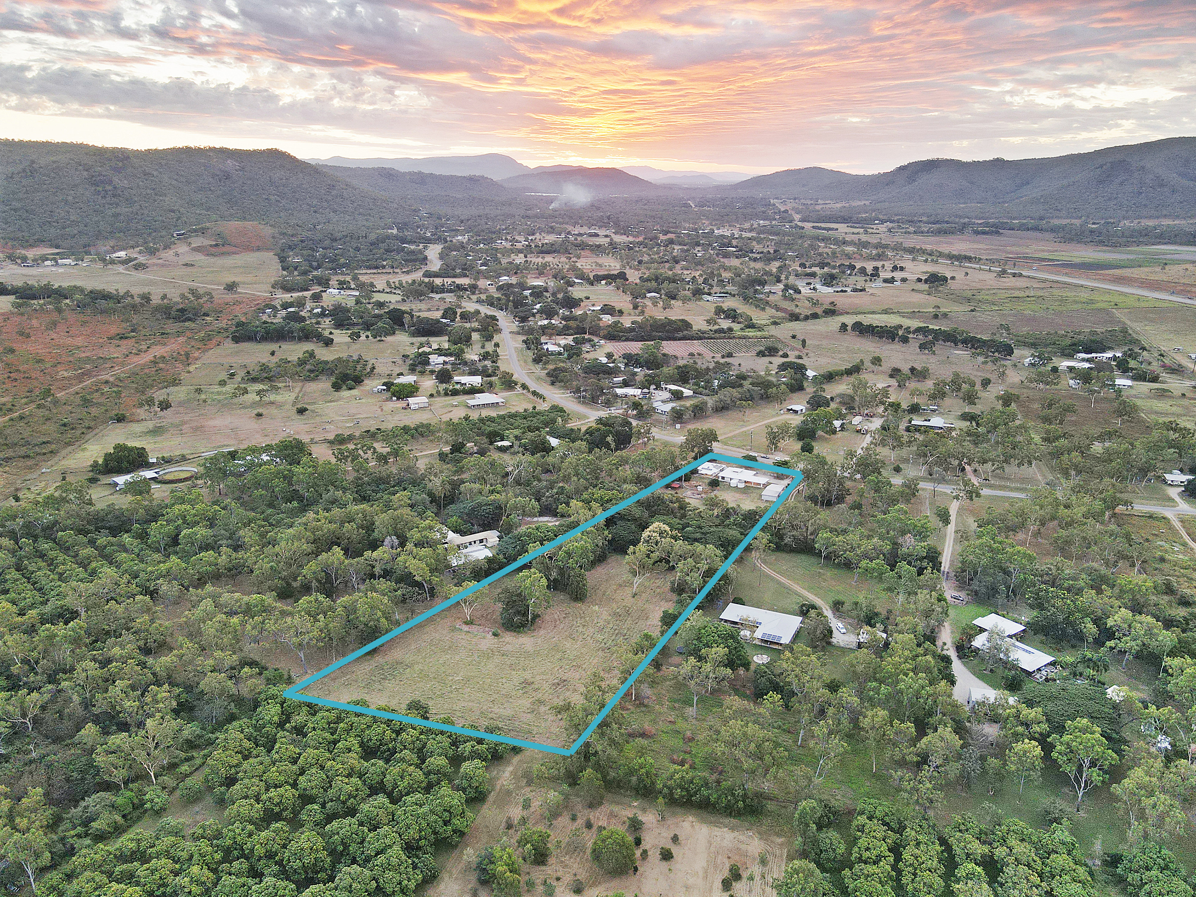 15 DUGGAN DRIVE, ALLIGATOR CREEK, 4816