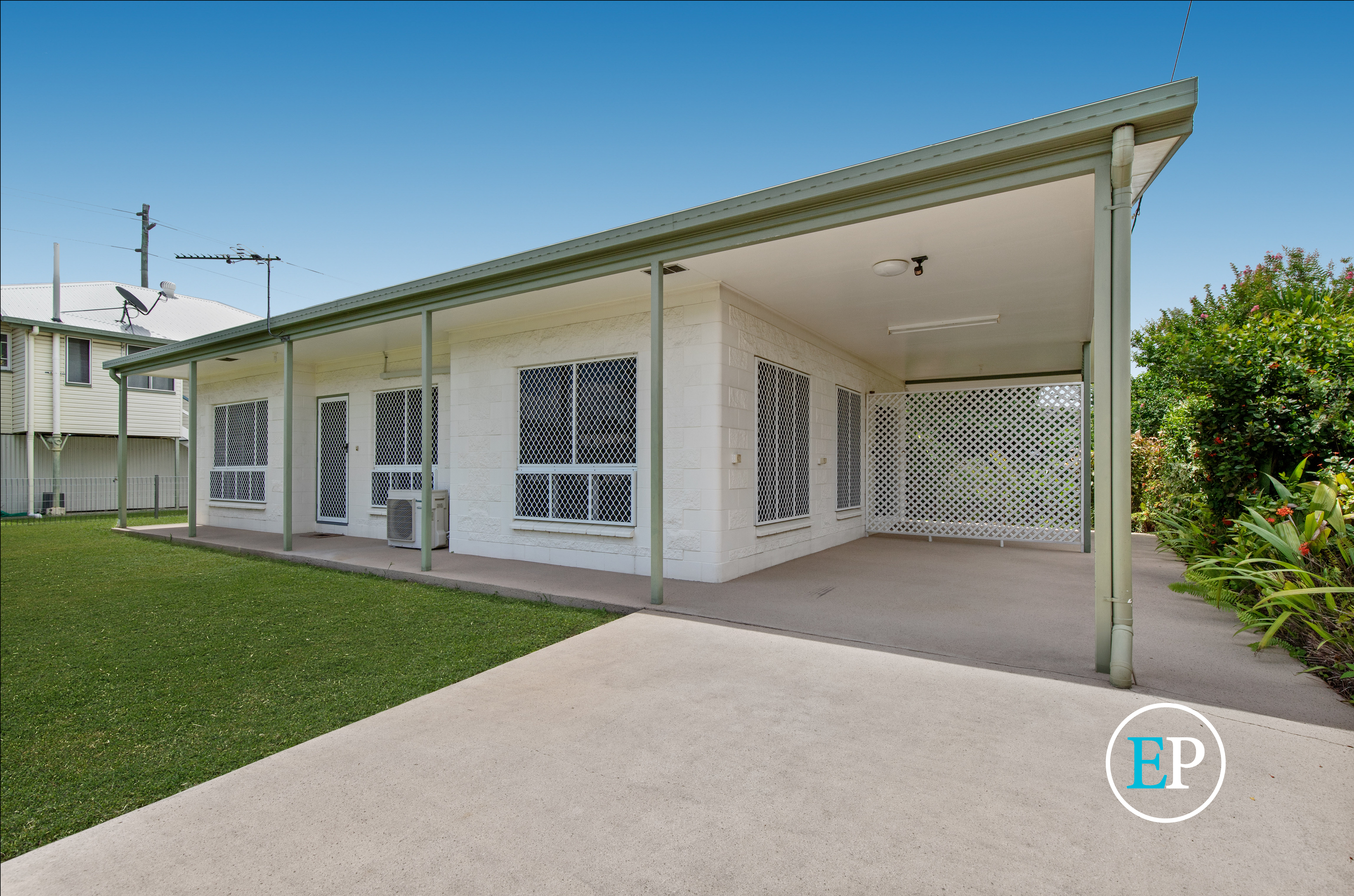 11 DESCHAMP STREET, GULLIVER, 4812
