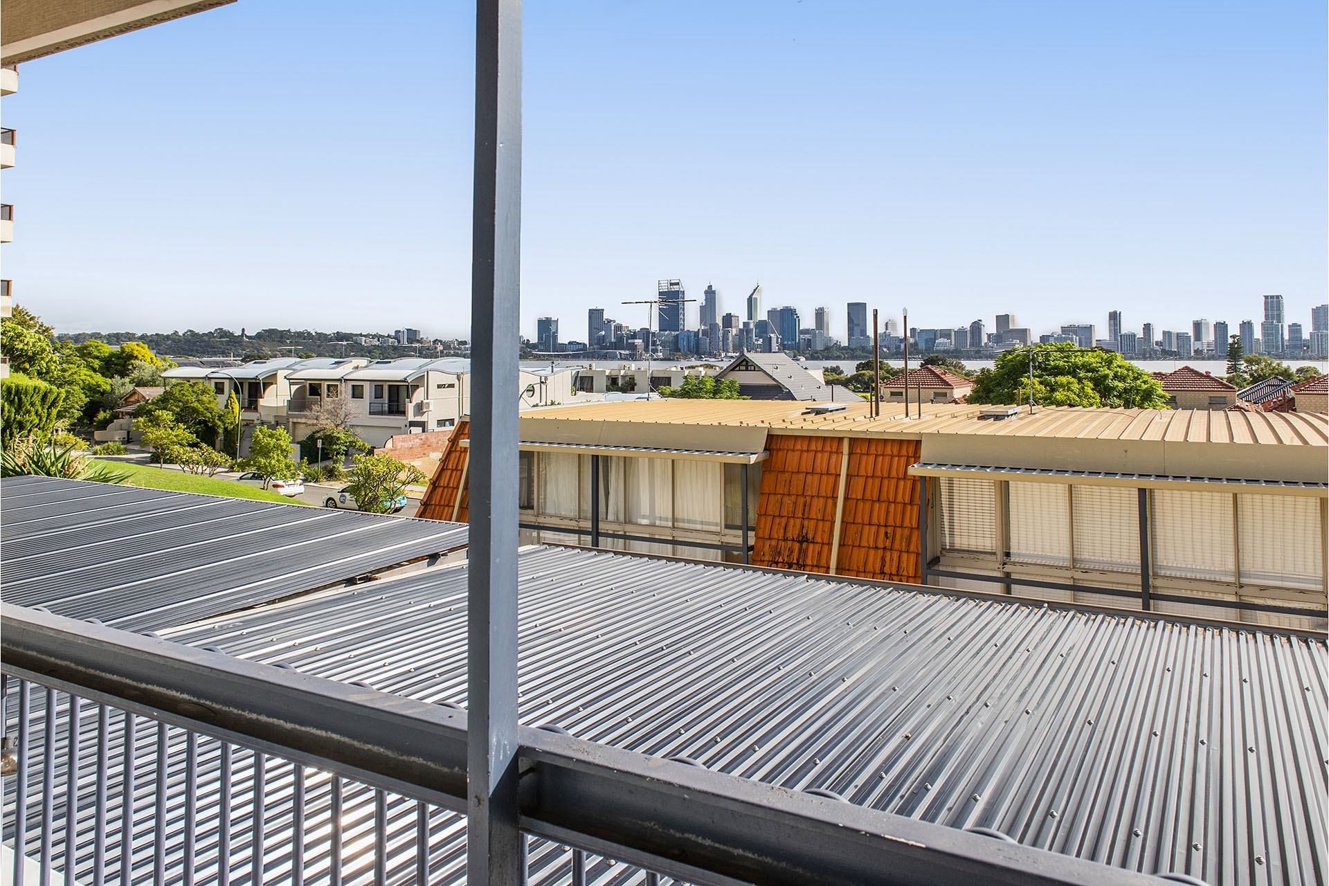 2/31 COODE STREET, SOUTH PERTH, 6151