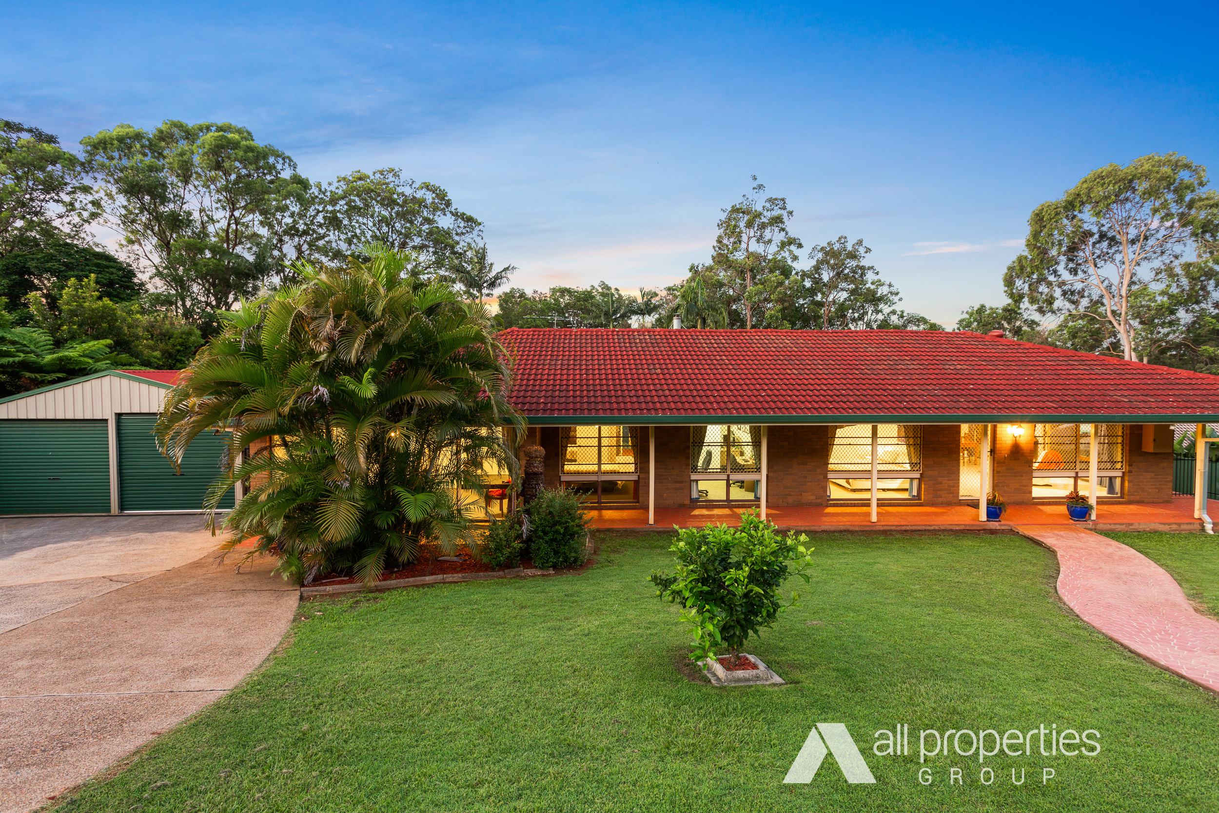 44 NANDALA DRIVE, TANAH MERAH, 4128