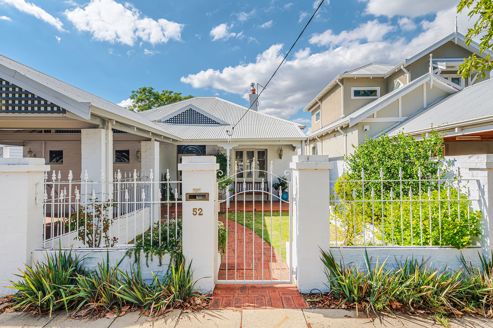 52 ARLINGTON AVENUE, SOUTH PERTH, 6151