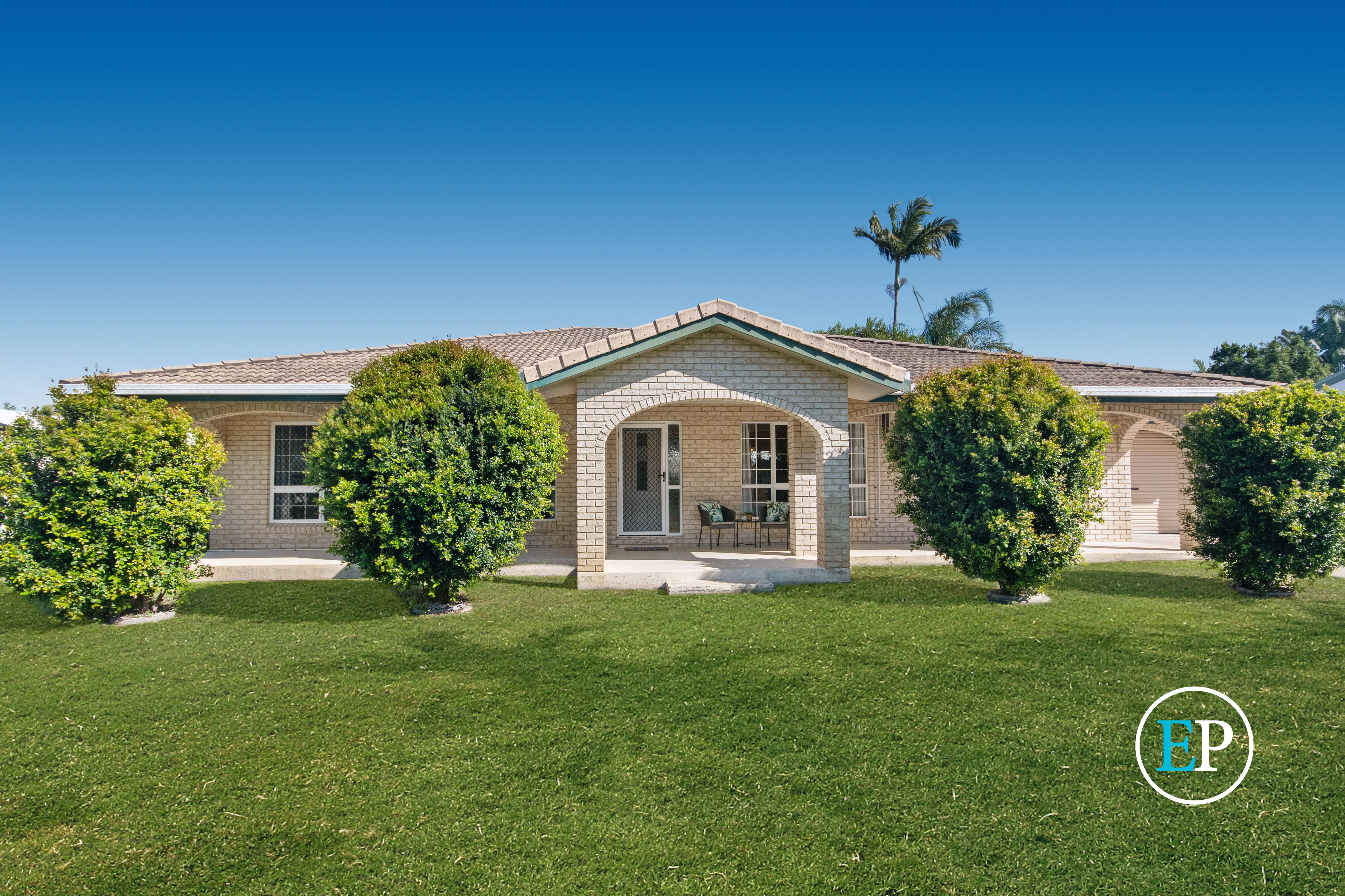 7 JOSHUA CRESCENT, BUSHLAND BEACH, 4818