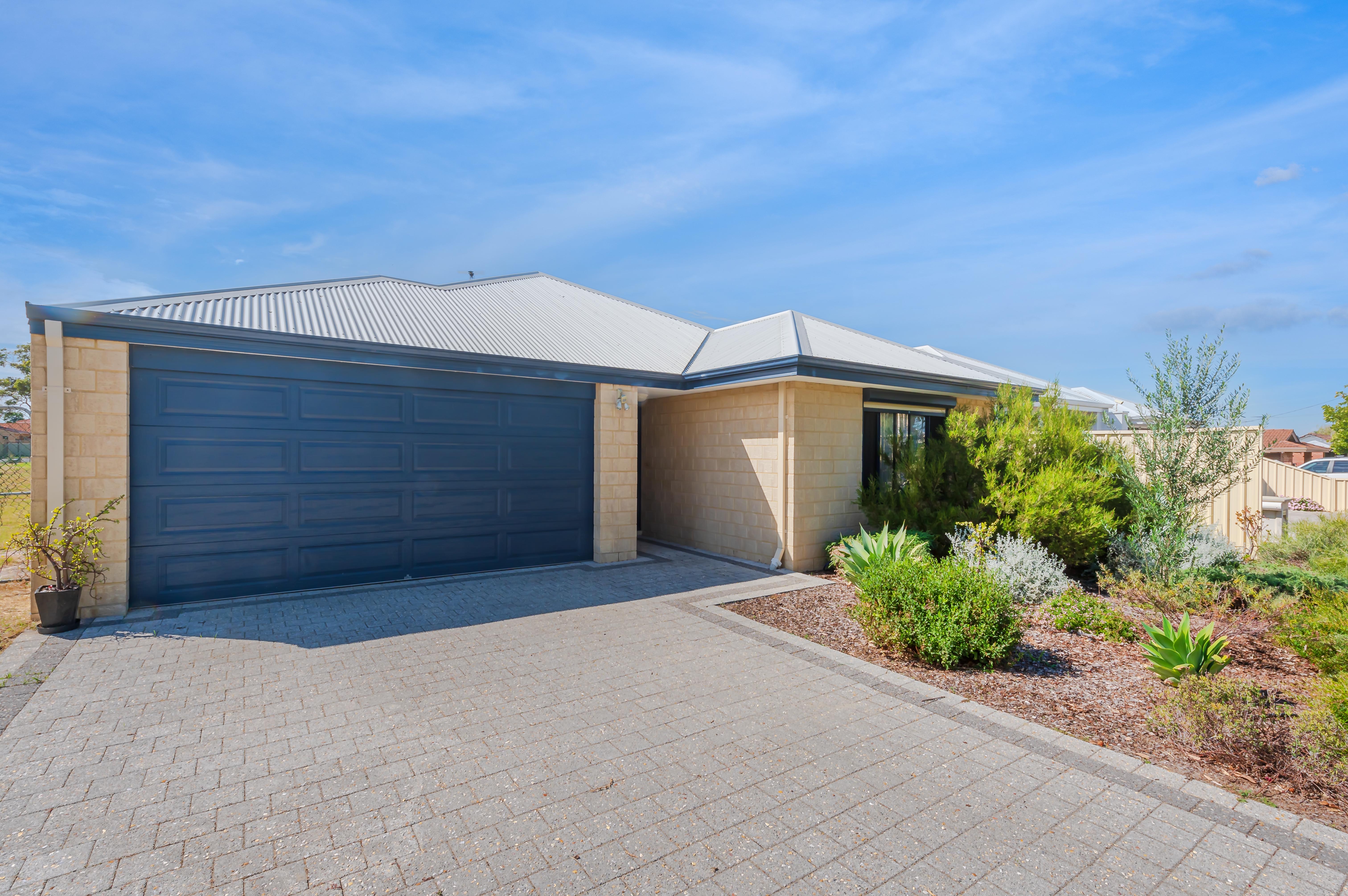 38 CHANNON STREET, CANNINGTON, 6107