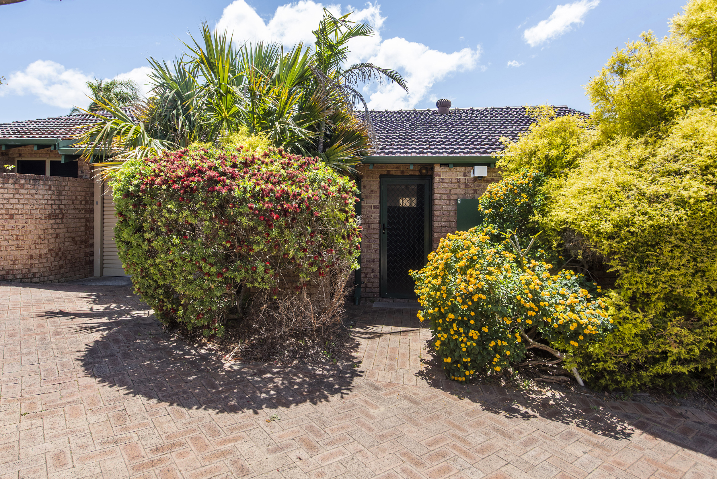 7/73 MCMILLAN STREET, VICTORIA PARK, 6100