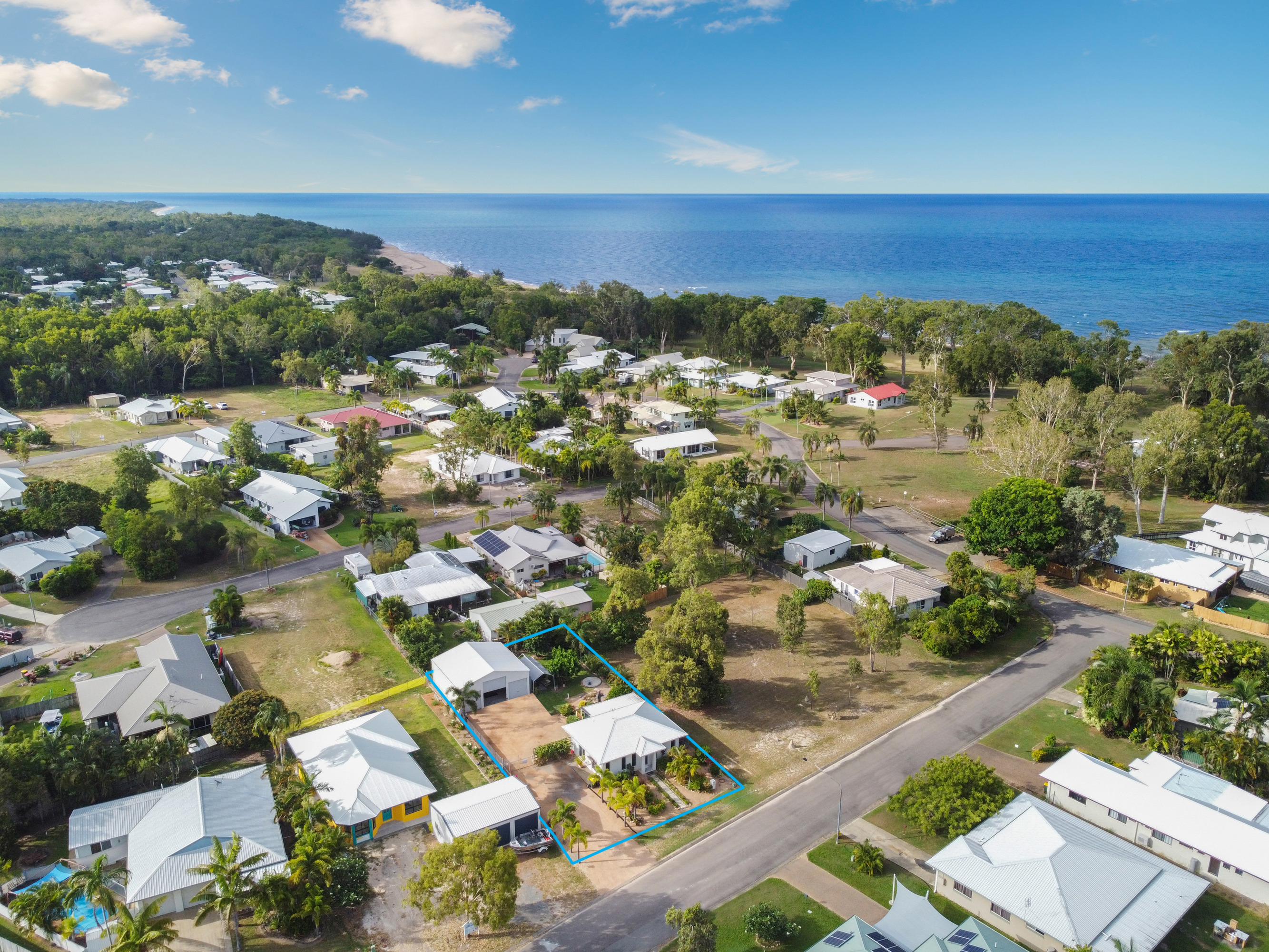 11 TURNBERRY COURT, BALGAL BEACH, 4816