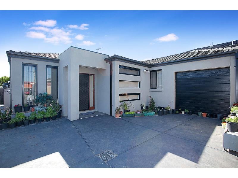 49 DOHERTY STREET, DEER PARK, 3023