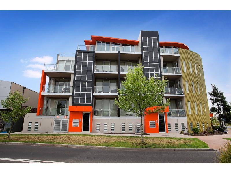 2 THE ESPLANADE, CAROLINE SPRINGS, 3023