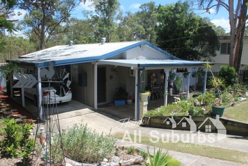 15 BARAKEE STREET, CRESTMEAD, 4132