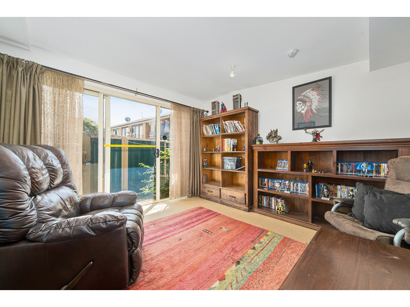 325 NEPEAN HIGHWAY, FRANKSTON, 3199