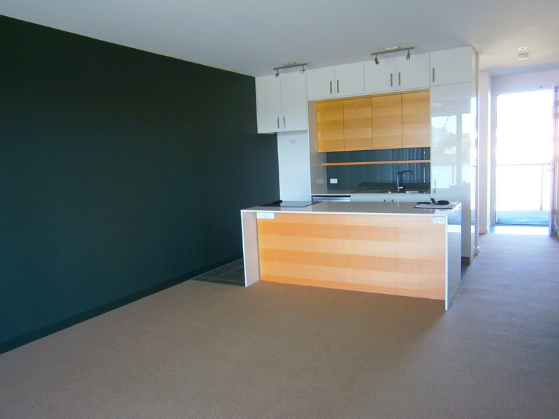 1 AMITY AVENUE, MAROOCHYDORE, 4558