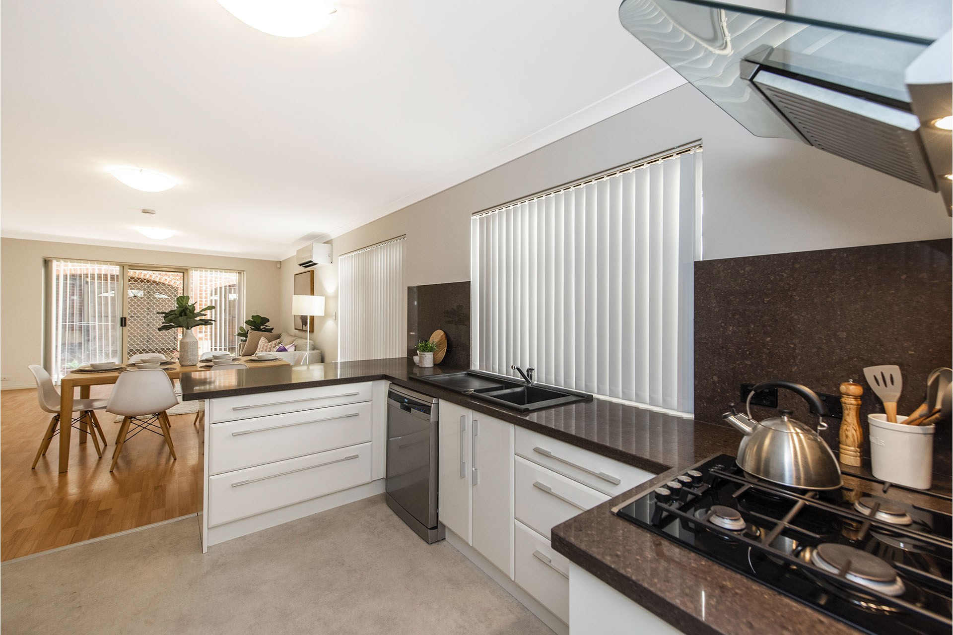 1/31 RENWICK, SOUTH PERTH, 6151