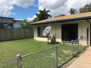 2/251 THURINGOWA DRIVE, KIRWAN, 4817