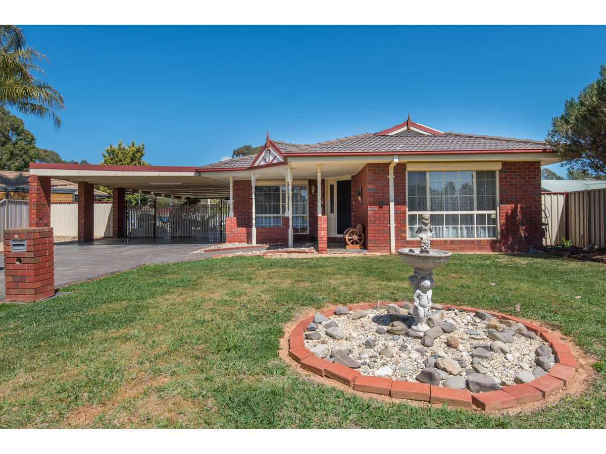 8 SHANNON COURT, MOOROOPNA, 3629