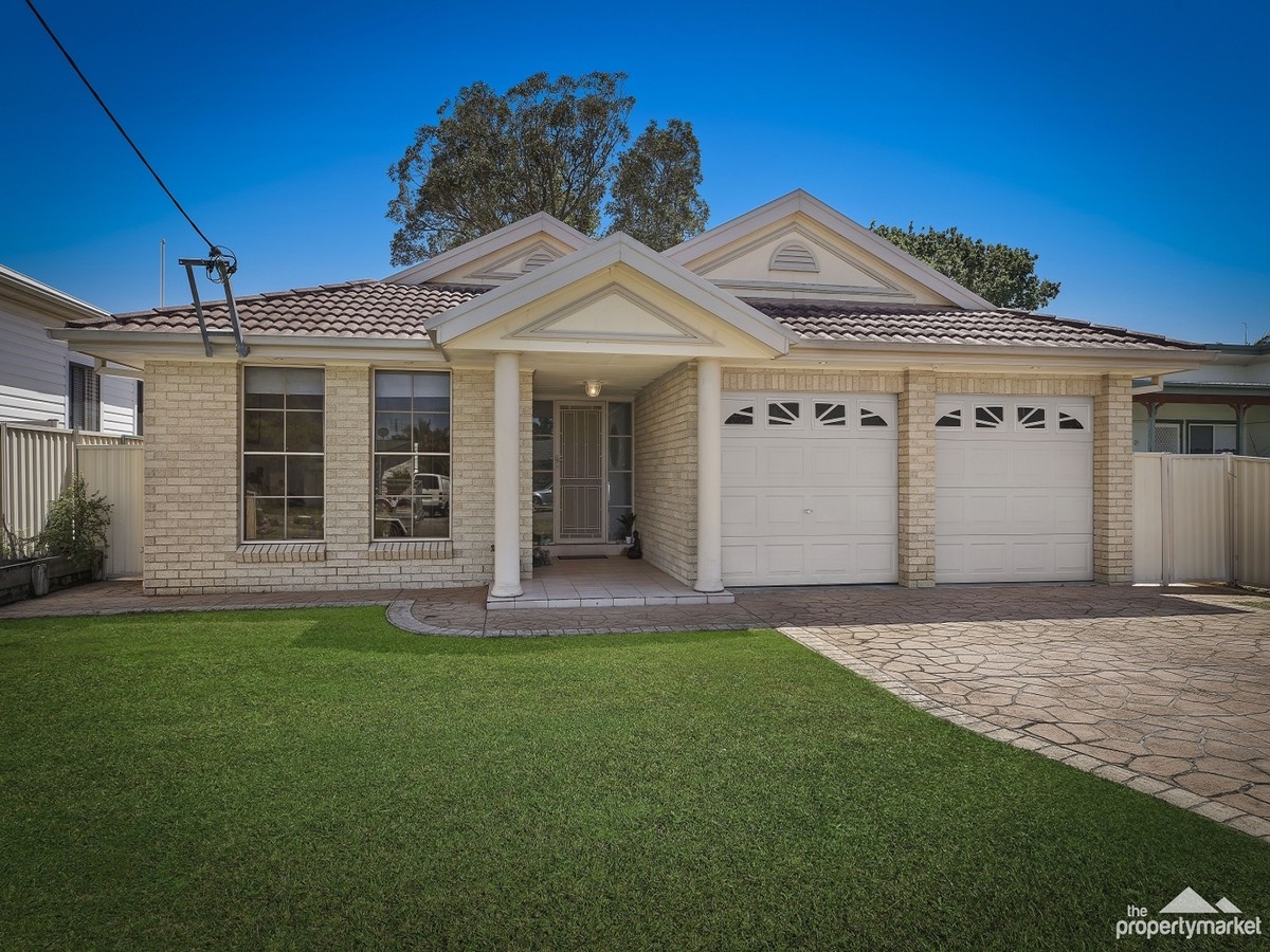 10 GLENLAKE AVENUE, TOUKLEY, 2263