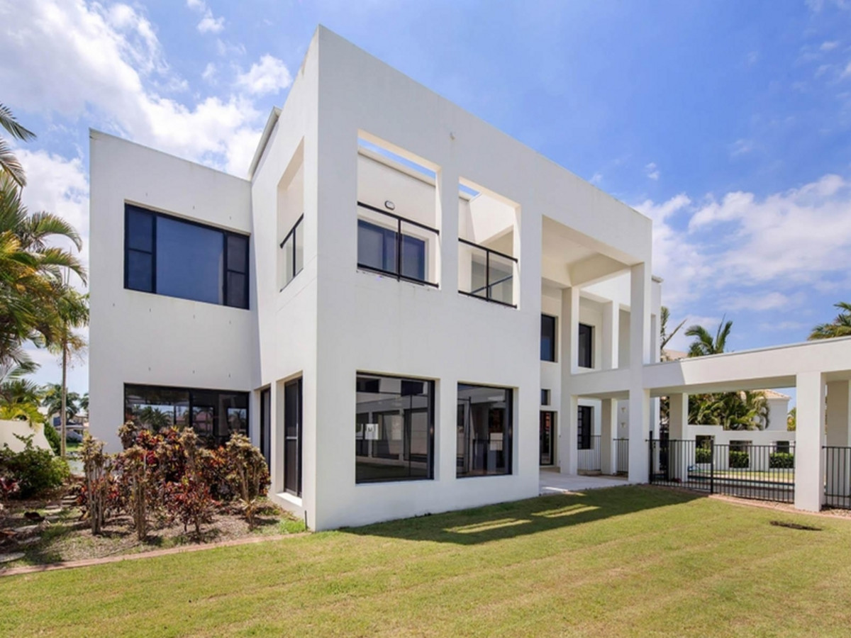 1135 BEECHWOOD DRIVE, HOPE ISLAND, 4212
