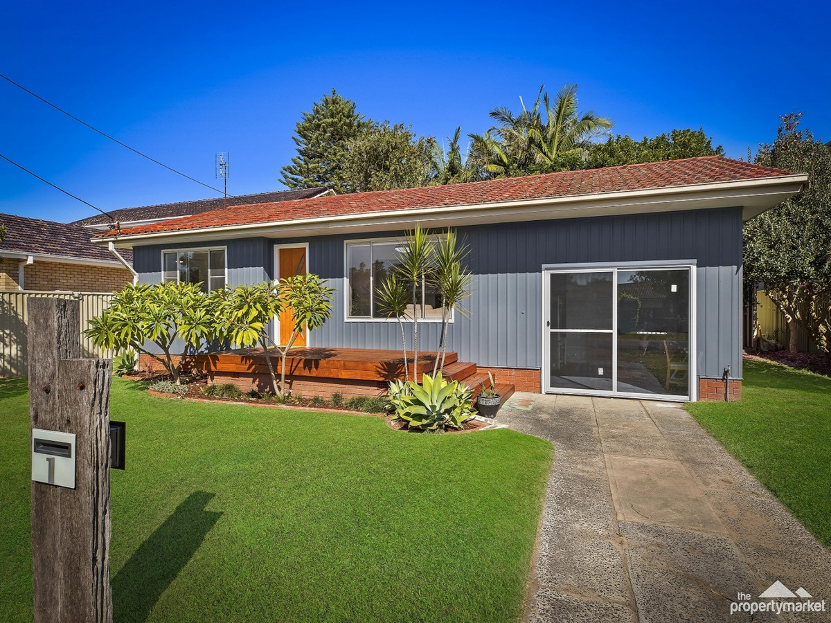 1 BARNARD CRESCENT, TOUKLEY, 2263