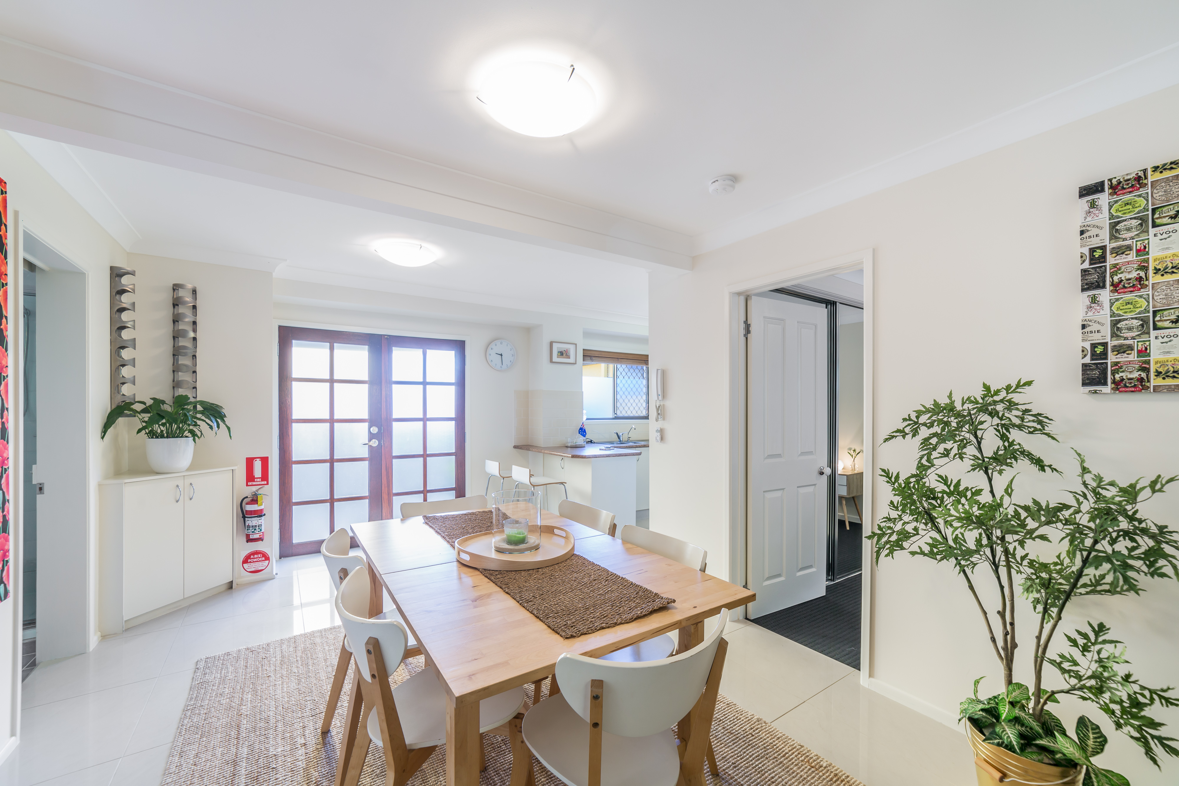 1/64 PARADISE ISLAND, SURFERS PARADISE, 4217
