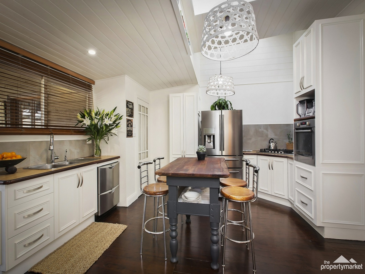 52 TREVALLY AVENUE, CHAIN VALLEY BAY, 2259
