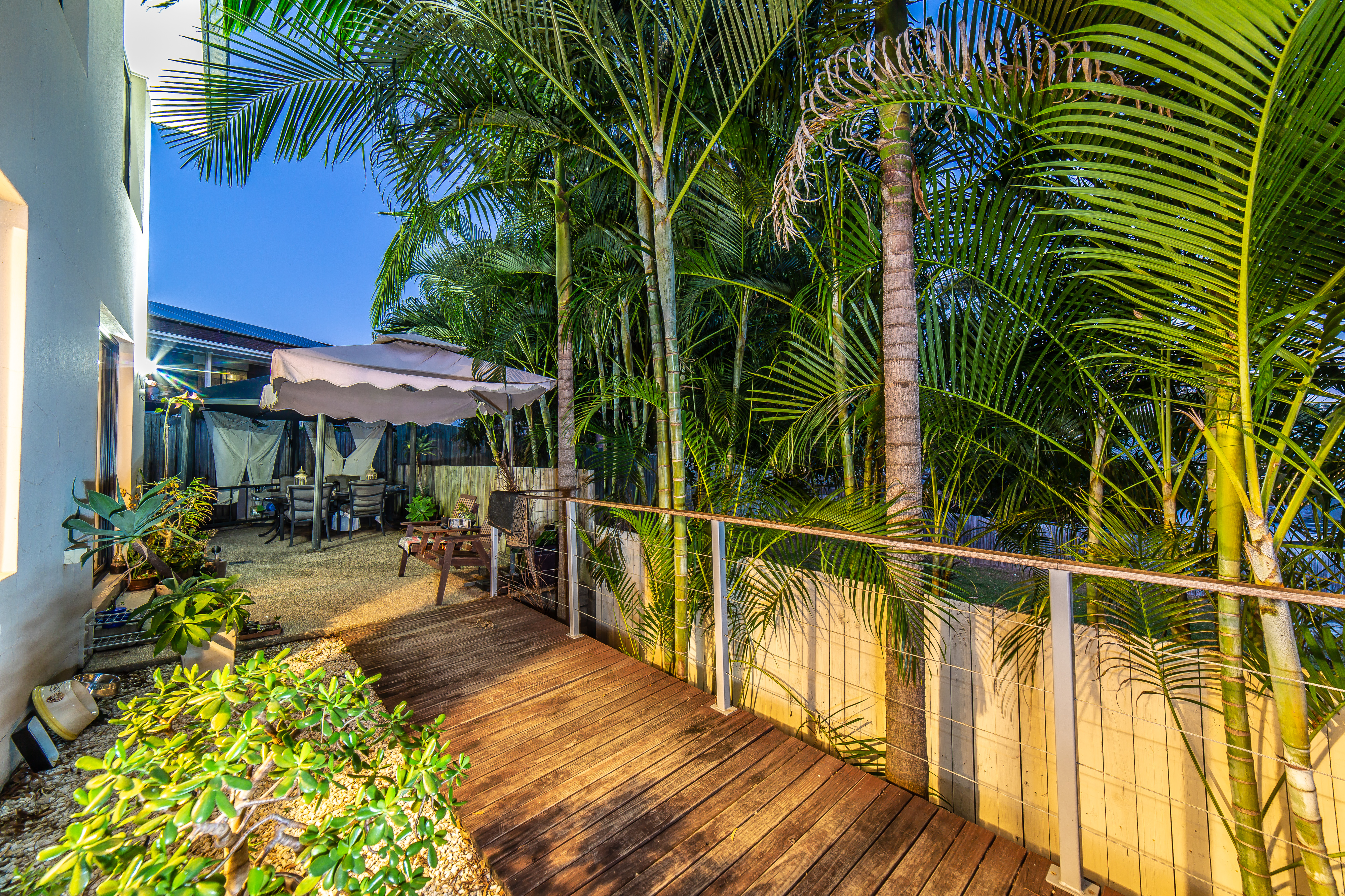 1 HARVIL ROAD, MOLENDINAR, 4214